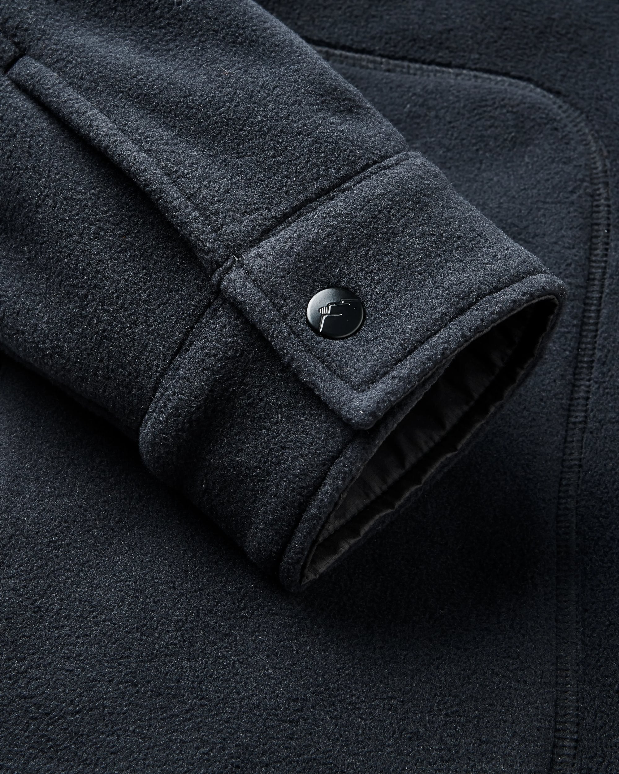 Adapt Polartec® Overshirt - Black - Image 12