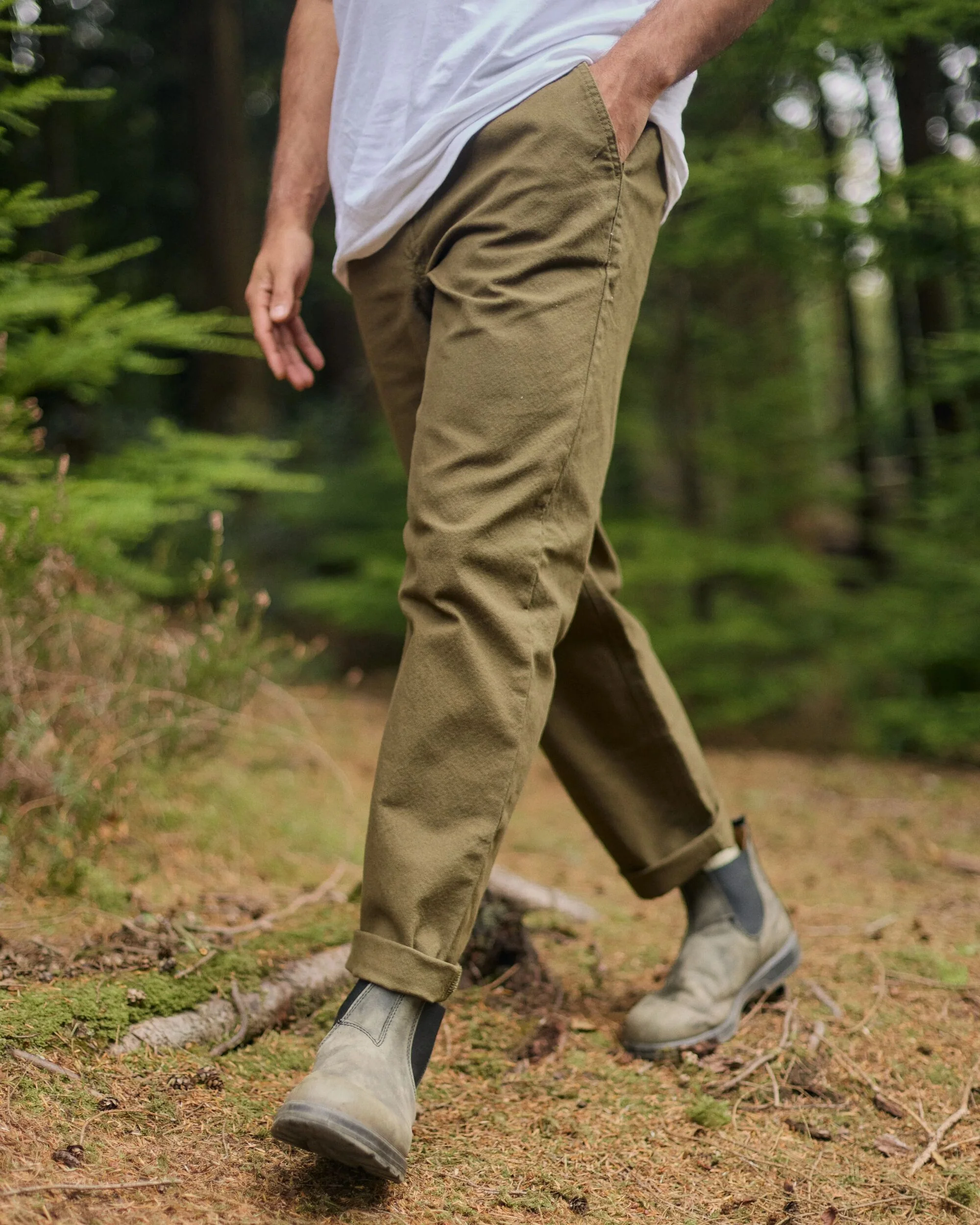 Adventurer Organic Canvas Trouser - Dark Olive - Image 5