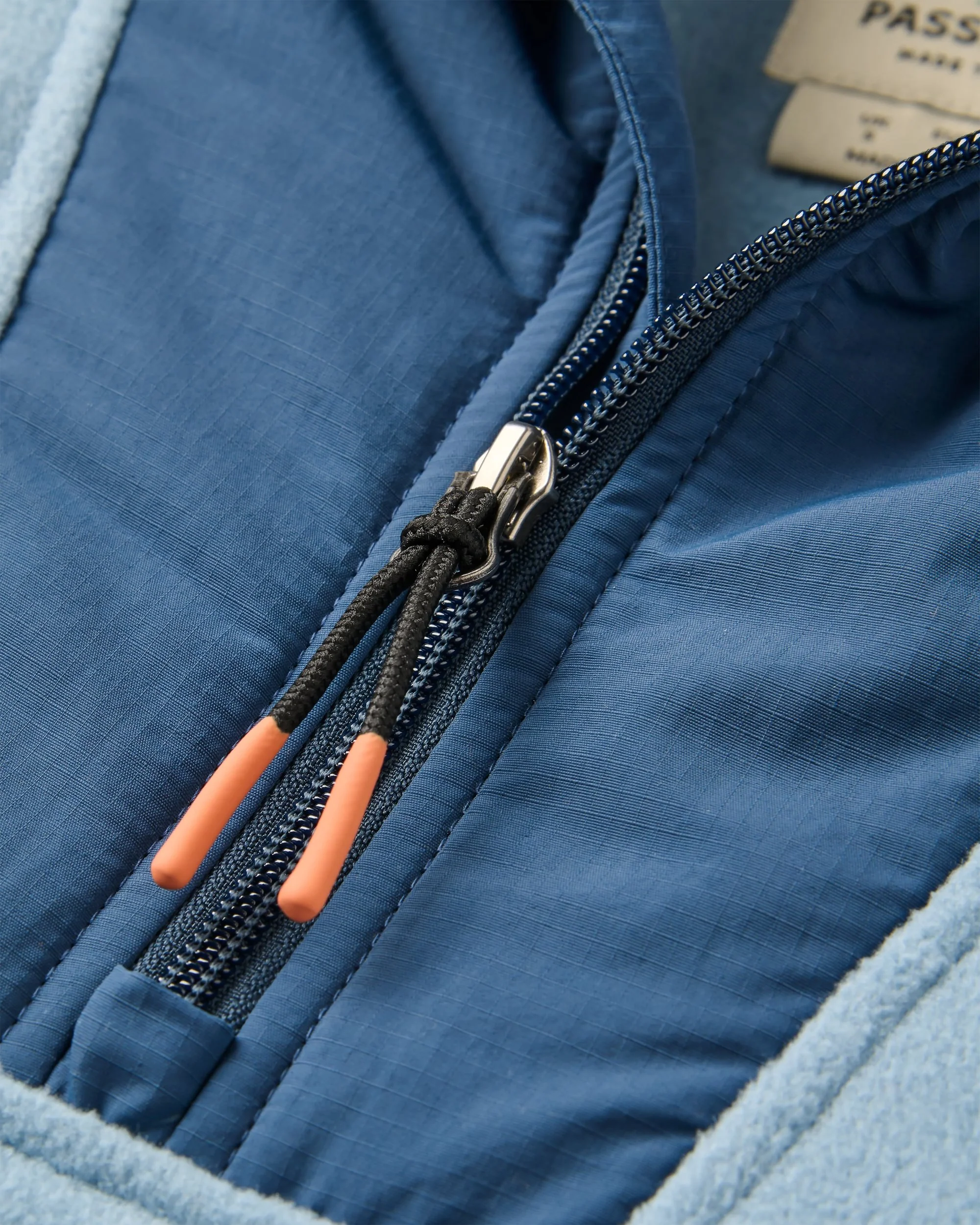 Alexander Hooded Polar Fleece - Faded Denim - Image 5