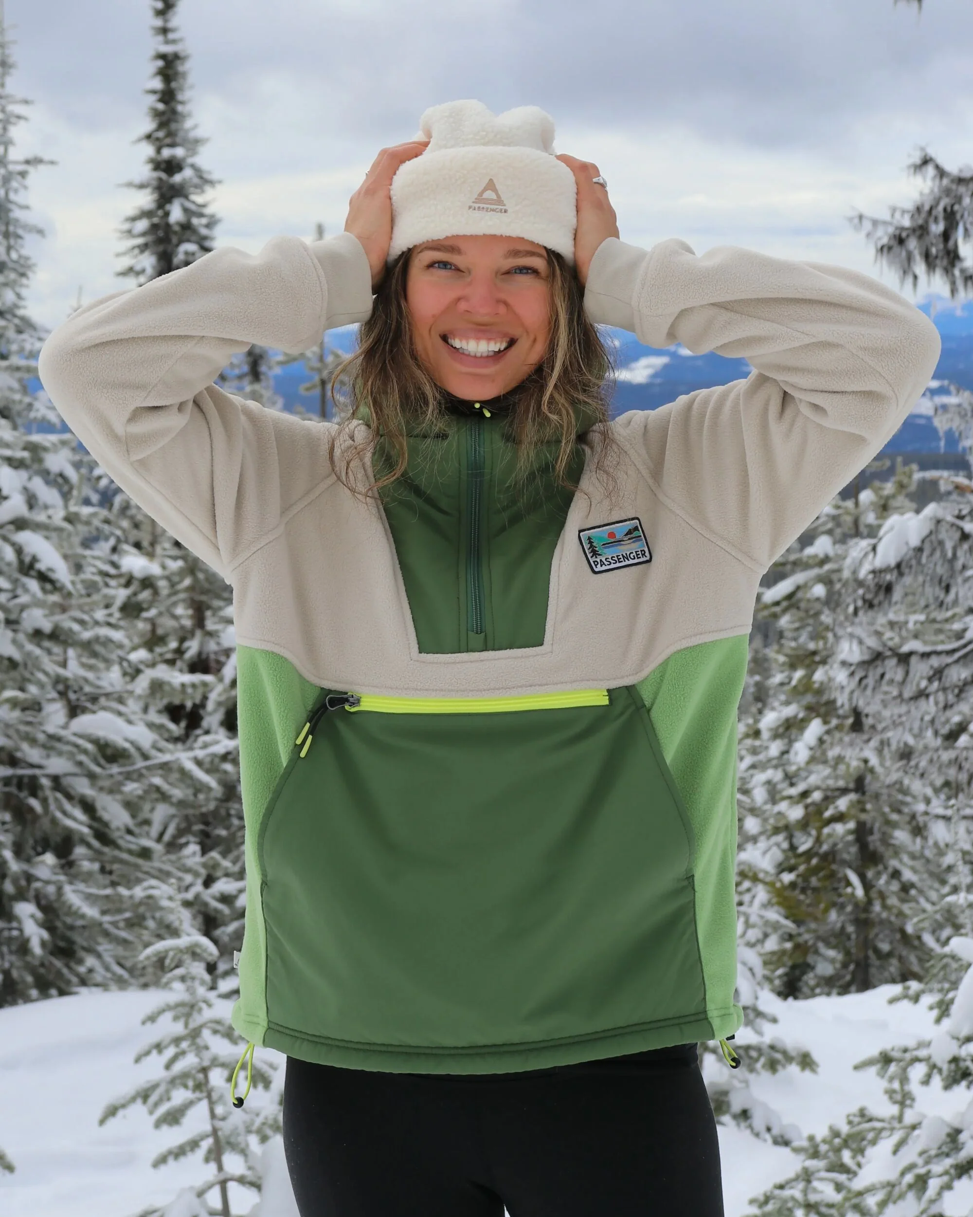 Alexander Hooded Polar Fleece - Feather/Wild Green - Image 2