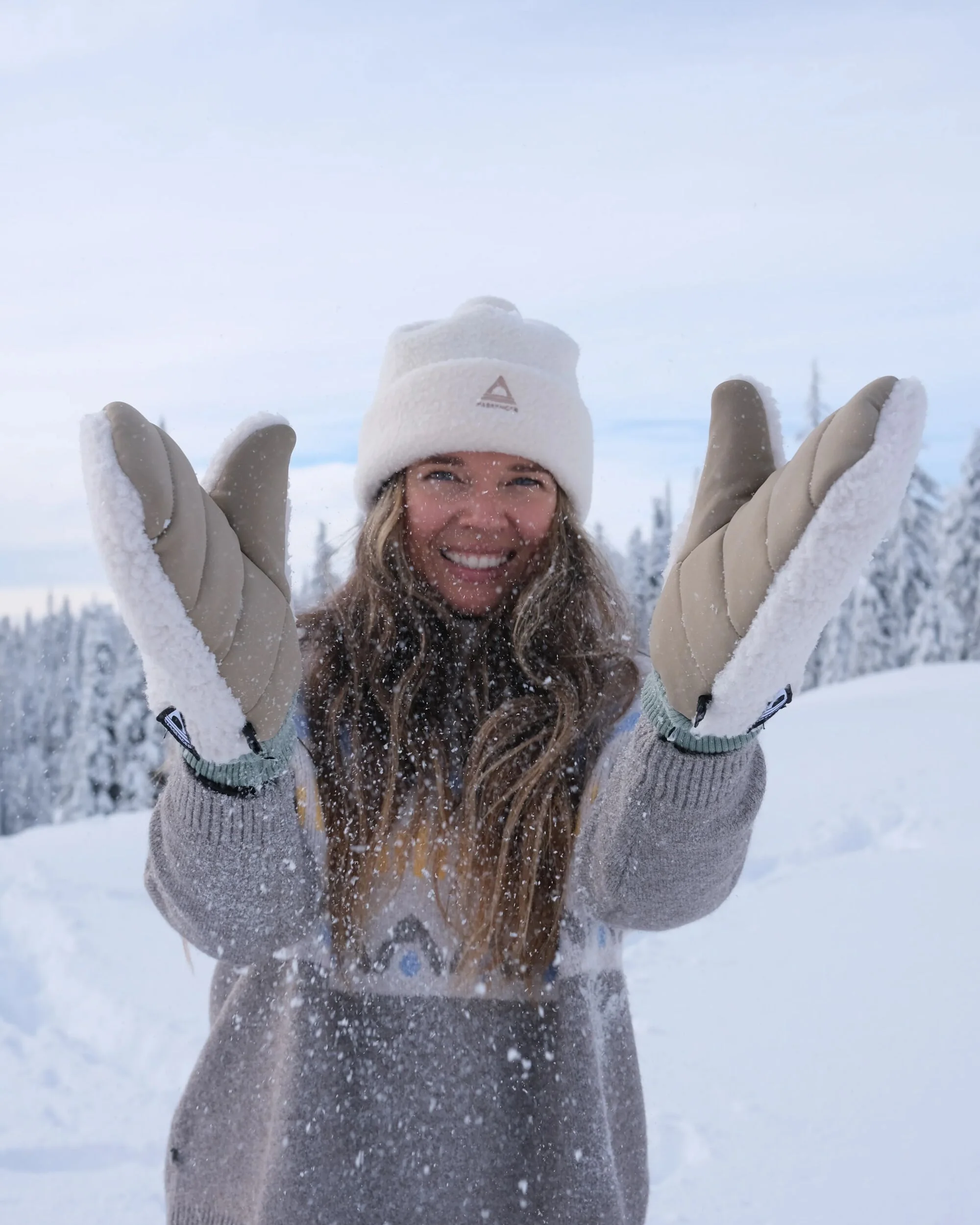Avalanche Sherpa Mittens - Birch - Image 2