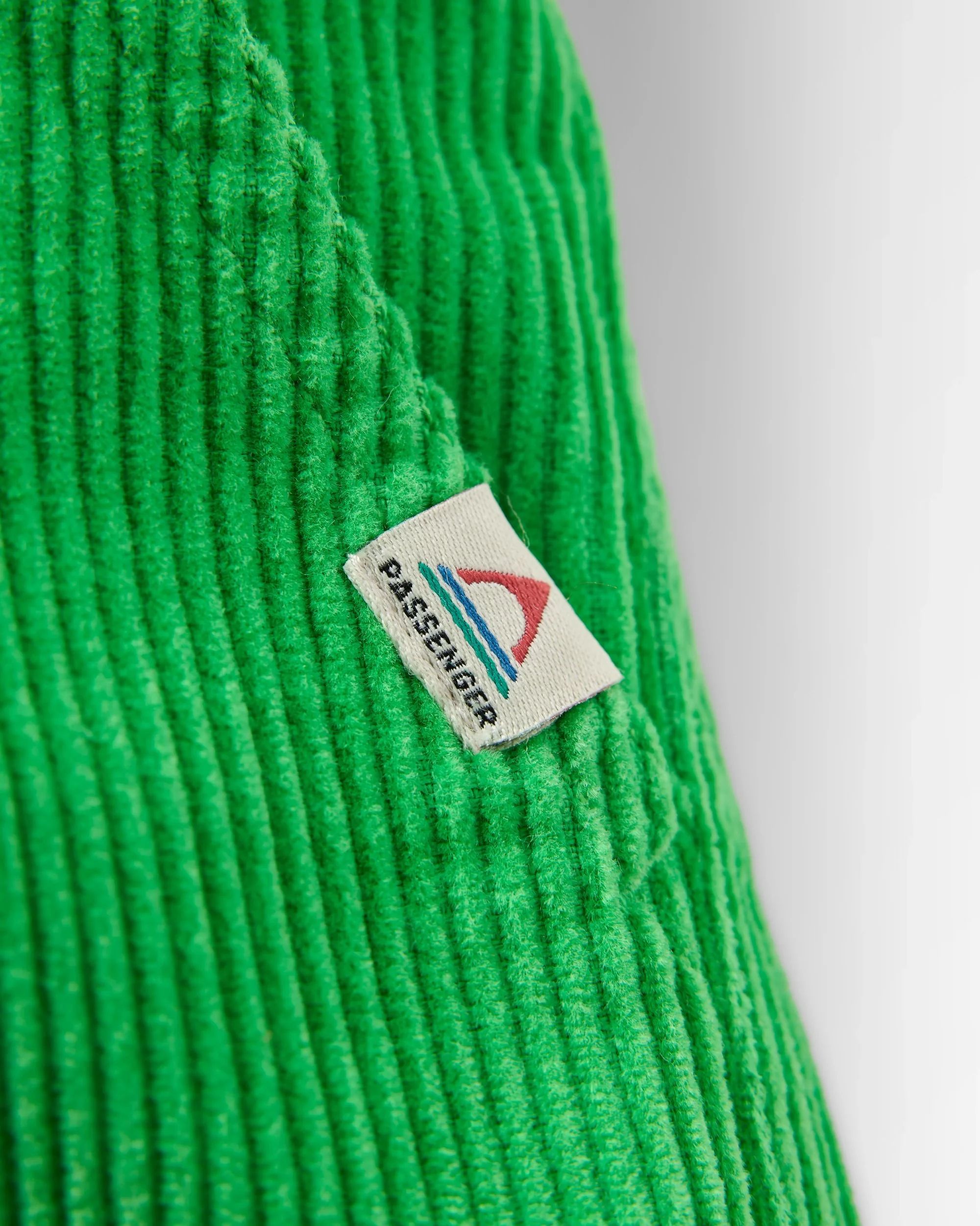 Avian Organic Cord Short - True Green - Image 3
