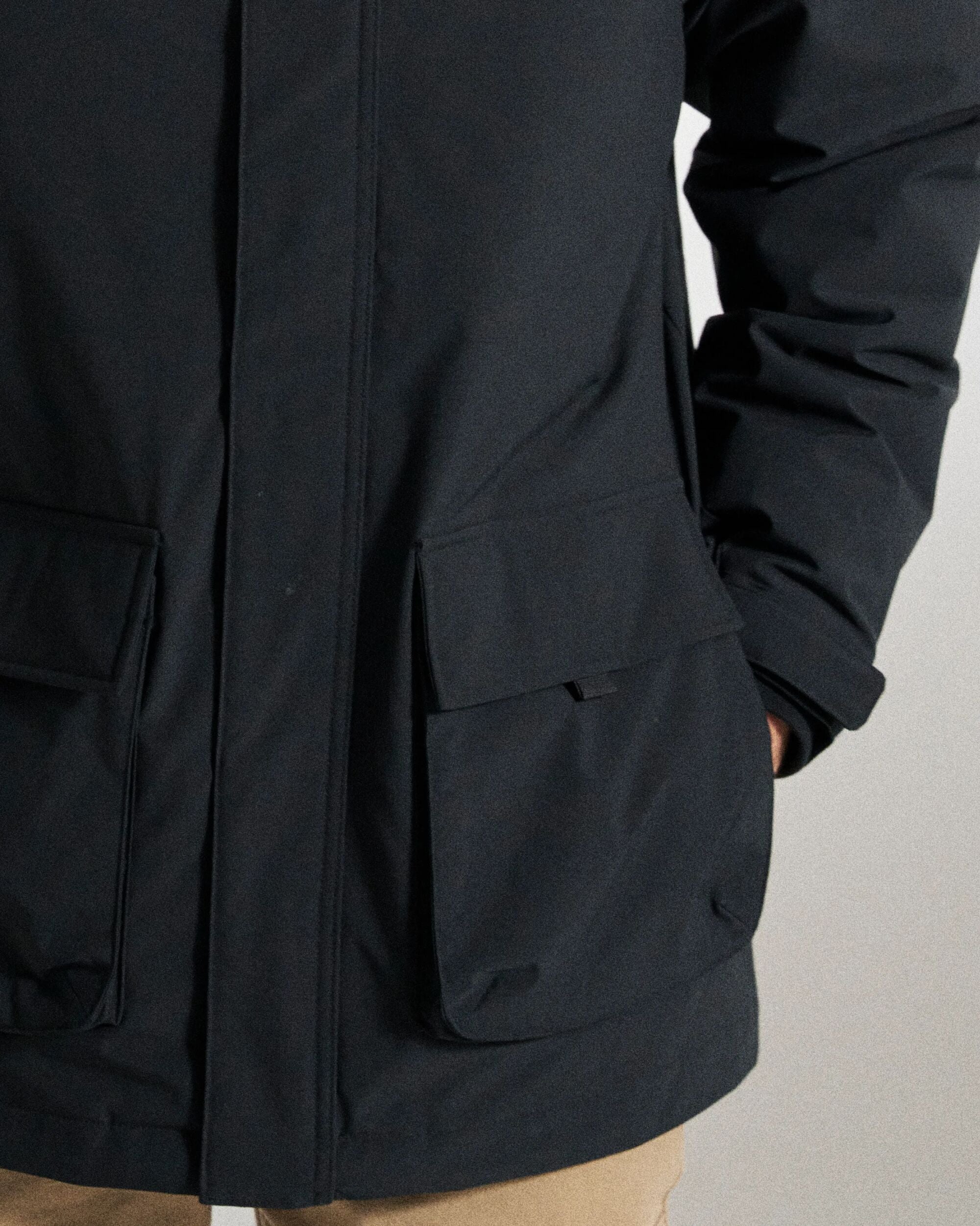 Baltic Insulated Parka - Black - Image 10