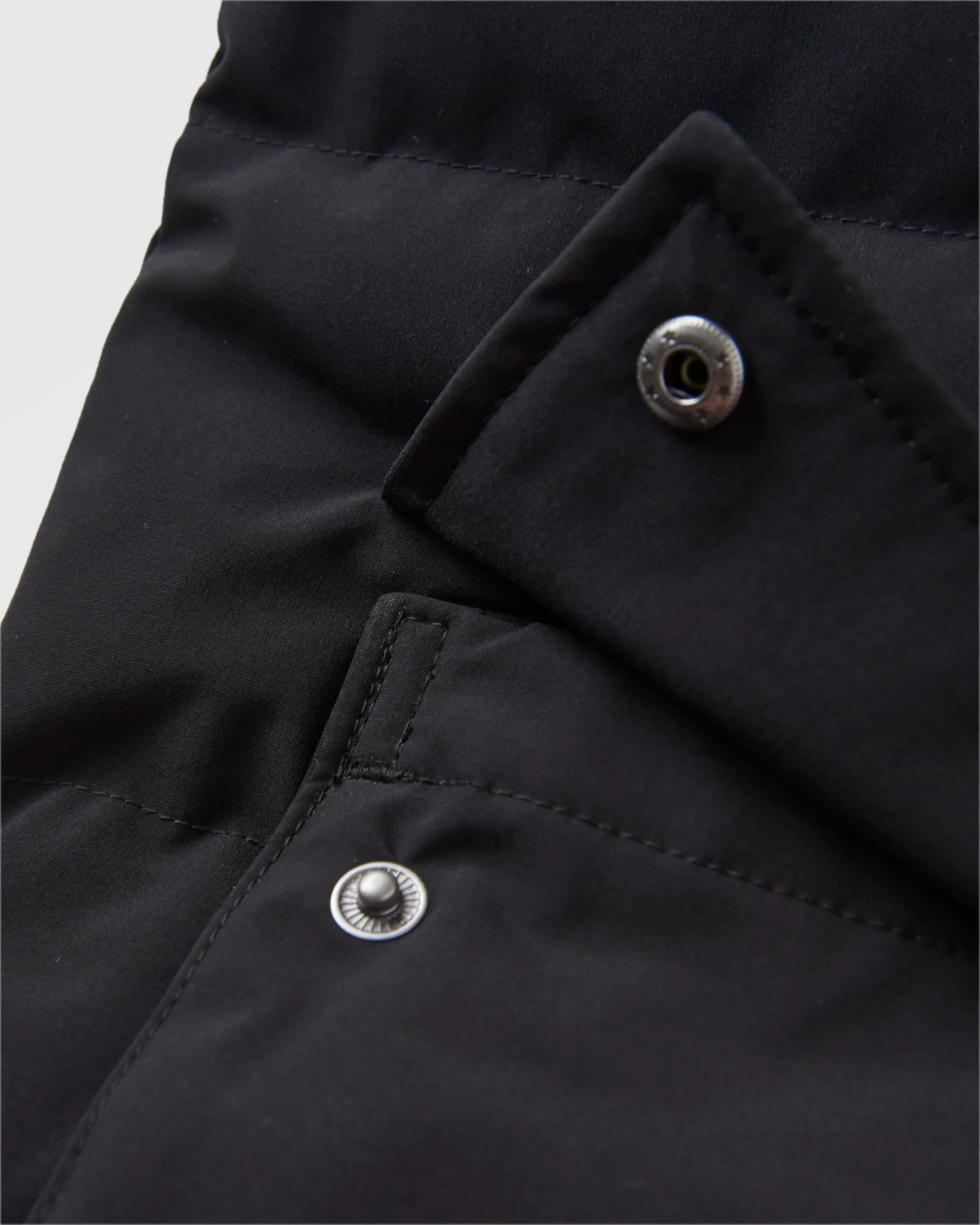 Baltic Insulated Gilet - Black/Khaki - Image 6