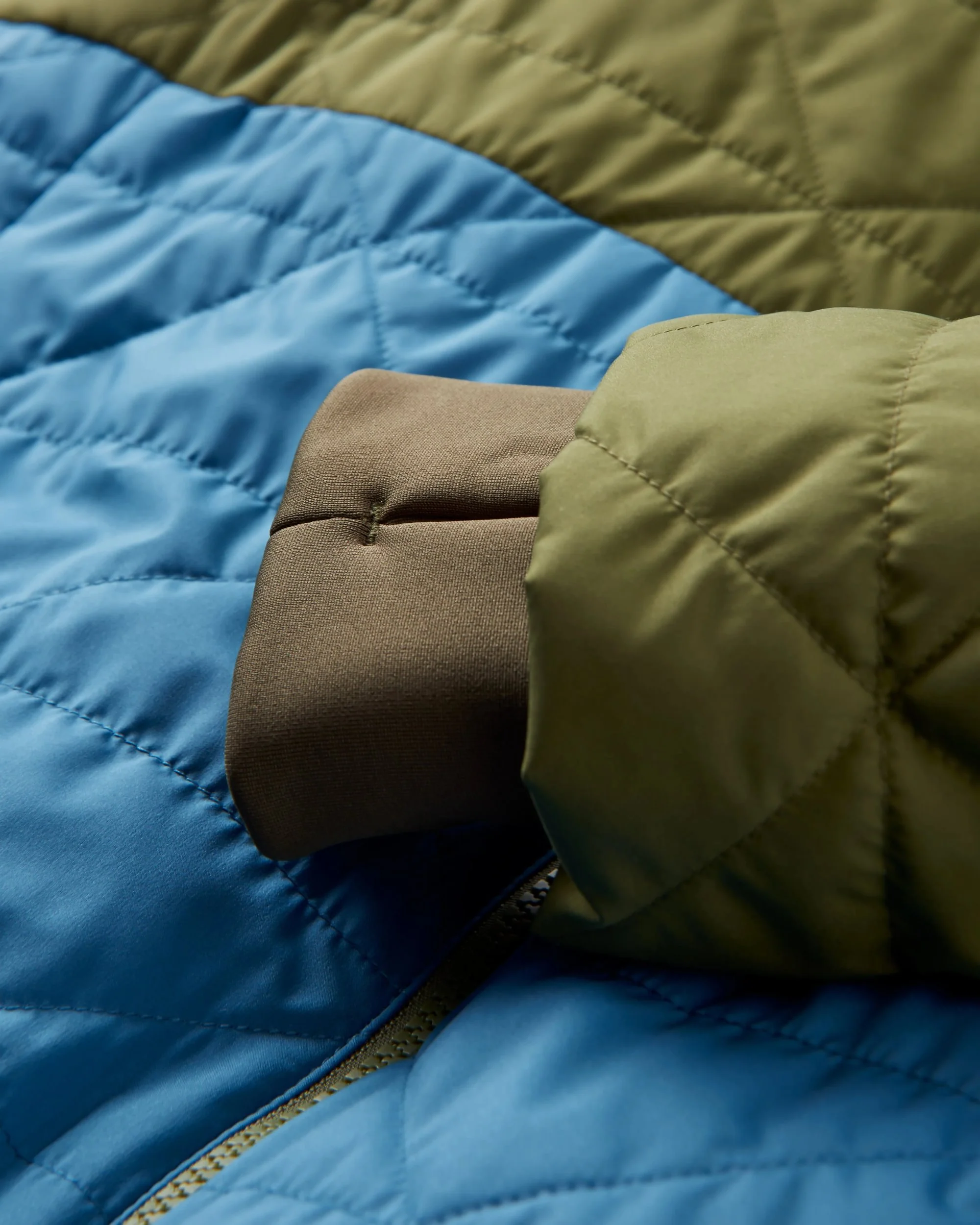 Base Thermore® Insulated Jacket - Khaki - Image 8