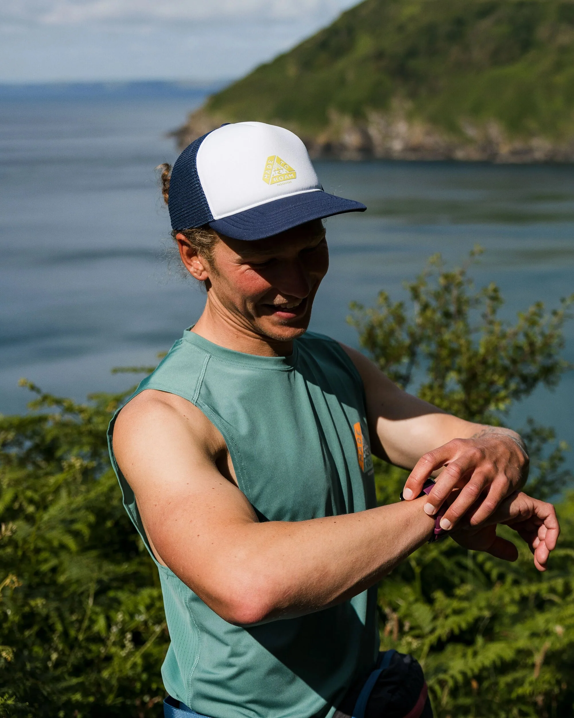 Boardwalk Active Vest - Deep Sea - Image 12