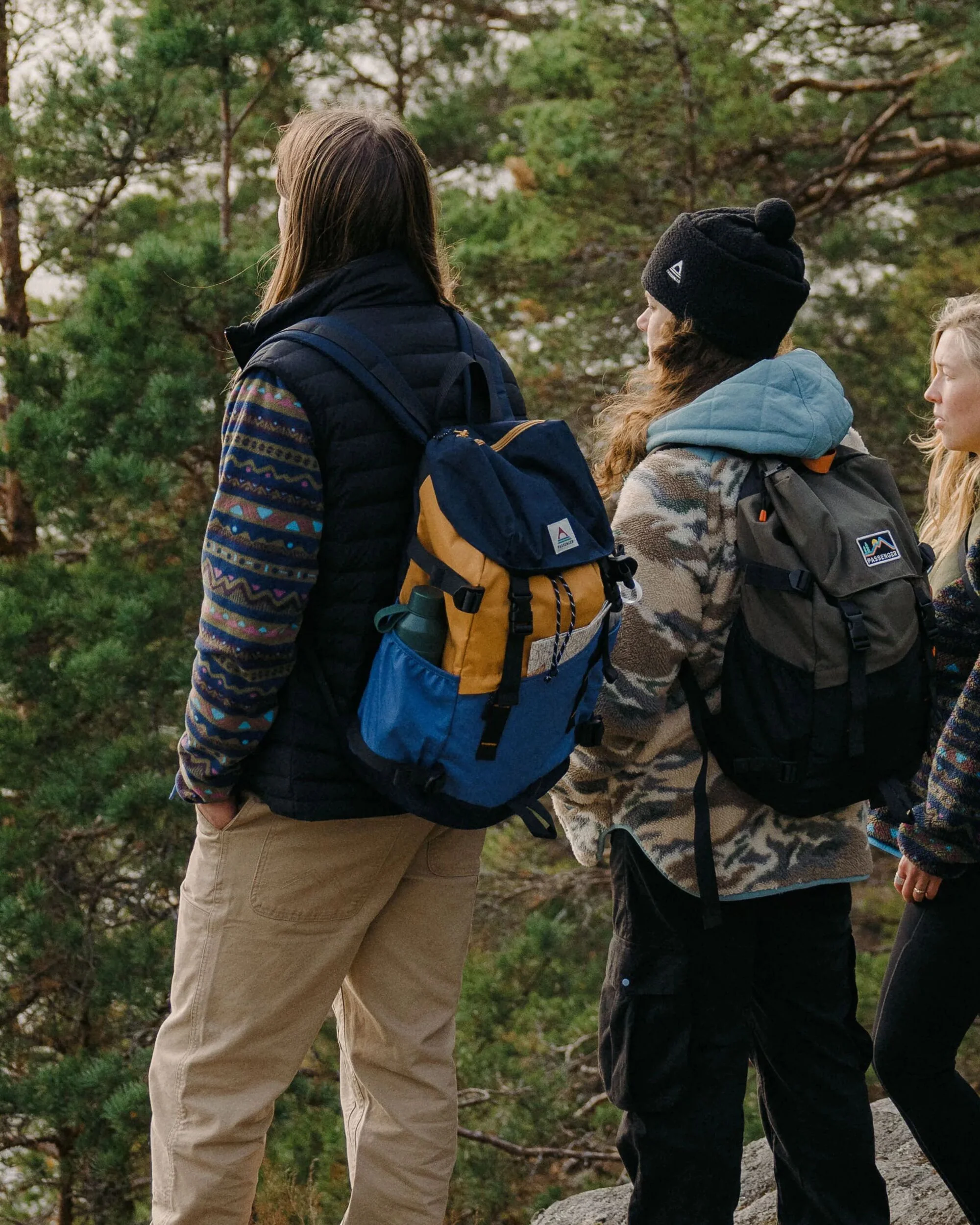 Boondocker 26L Backpack - Honey/Dark Denim/Rich Navy - Image 5