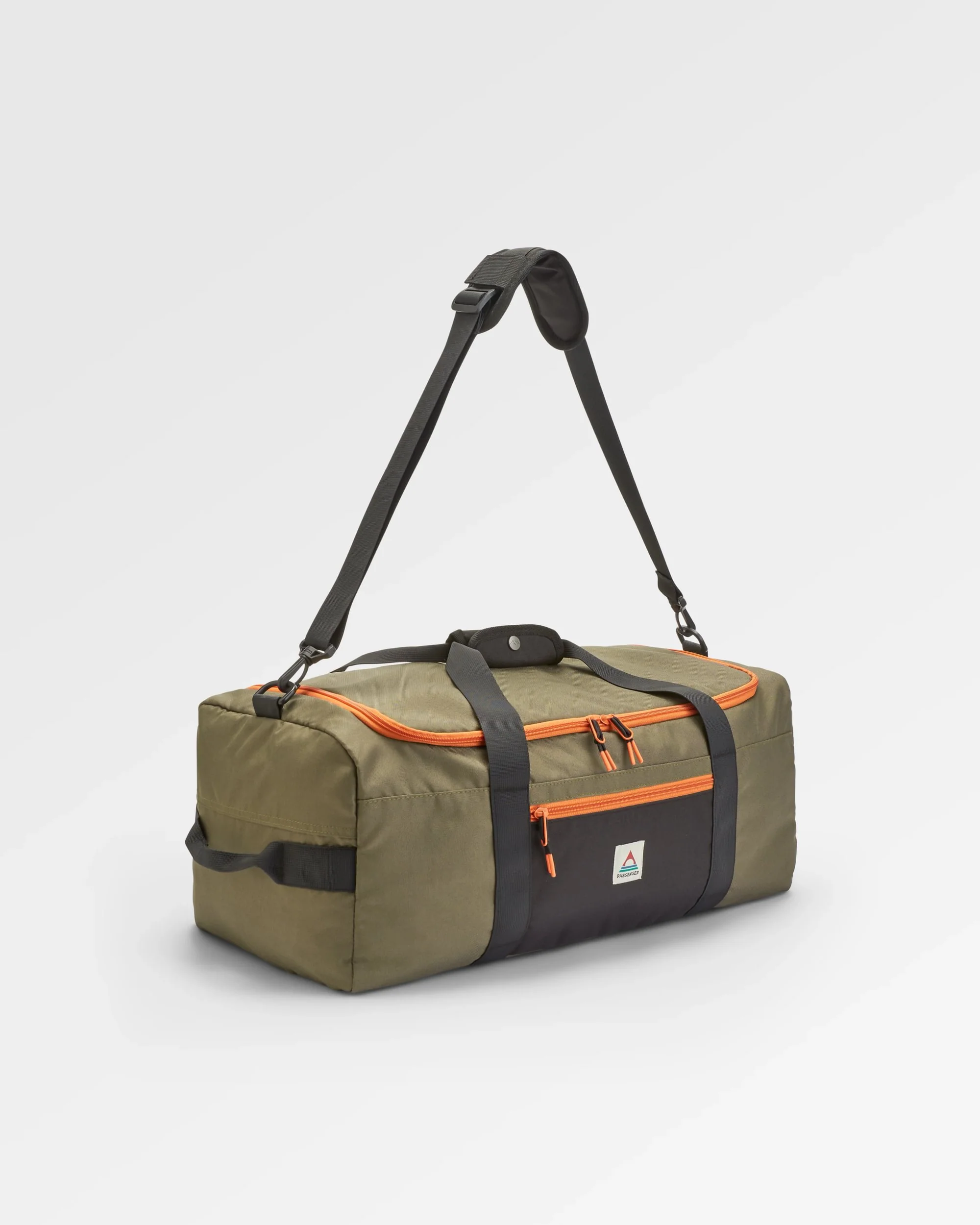 Boondocker 30L Duffel - True Black/ Khaki - Image 4