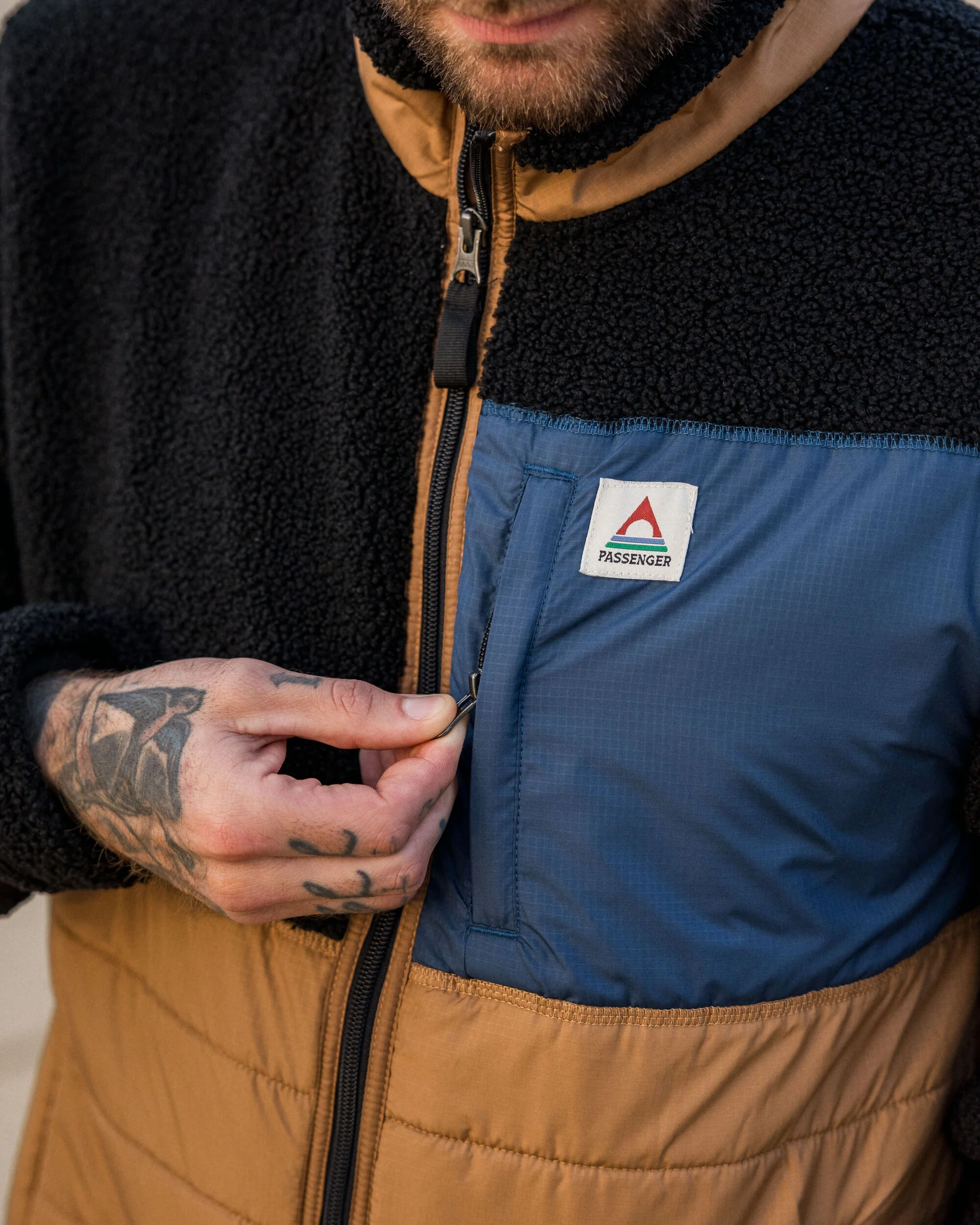 Born Explorer Polar-Lined Sherpa Fleece - Black - Image 3