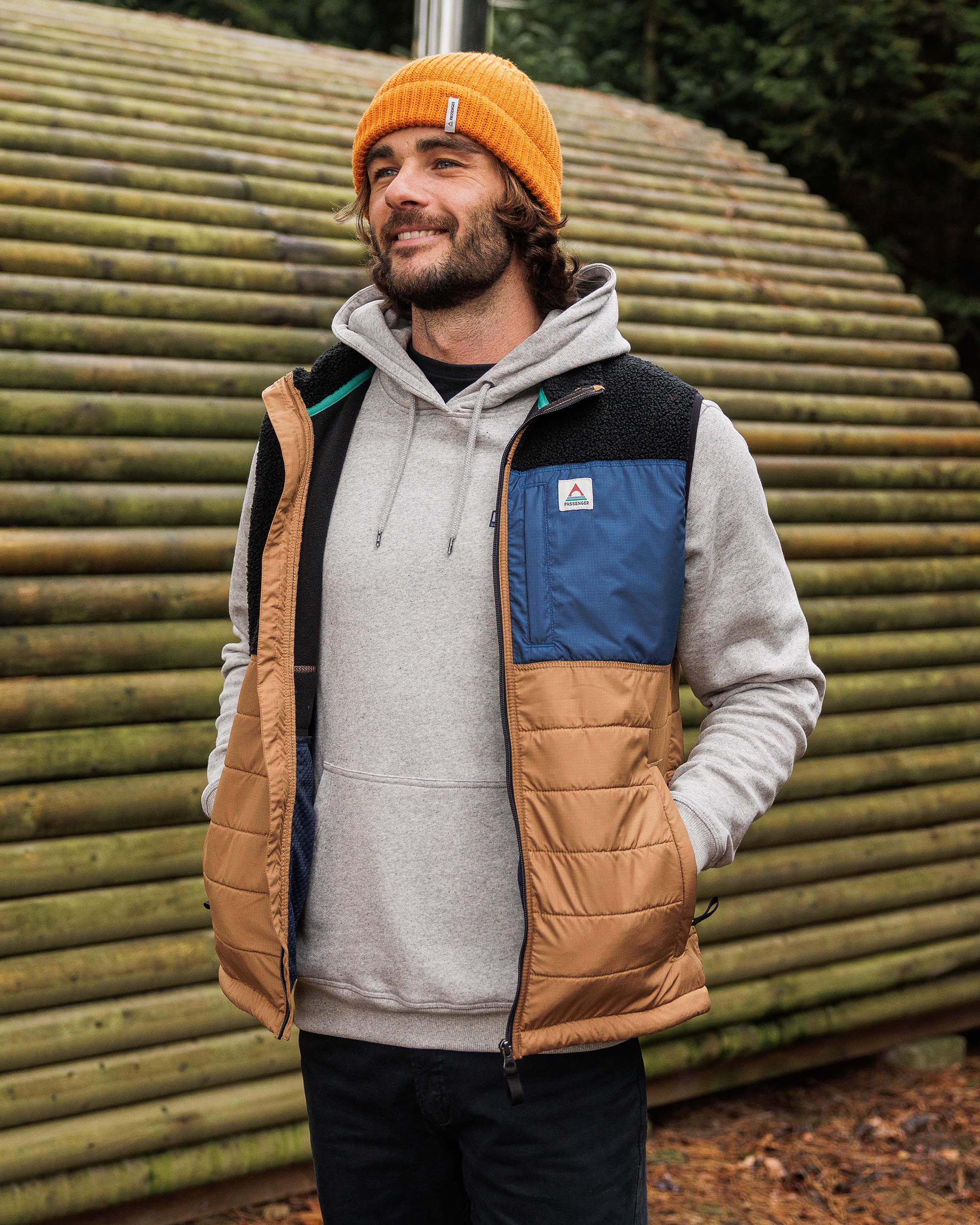 Born Explorer Polar-Lined Sherpa Vest - Black - Image 2