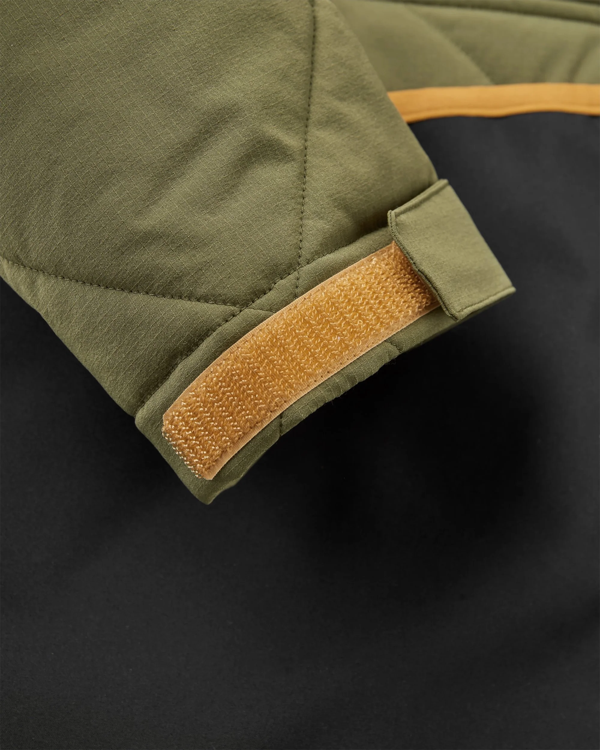 Campscape Fleece Lined Parka - Black/Khaki - Image 10