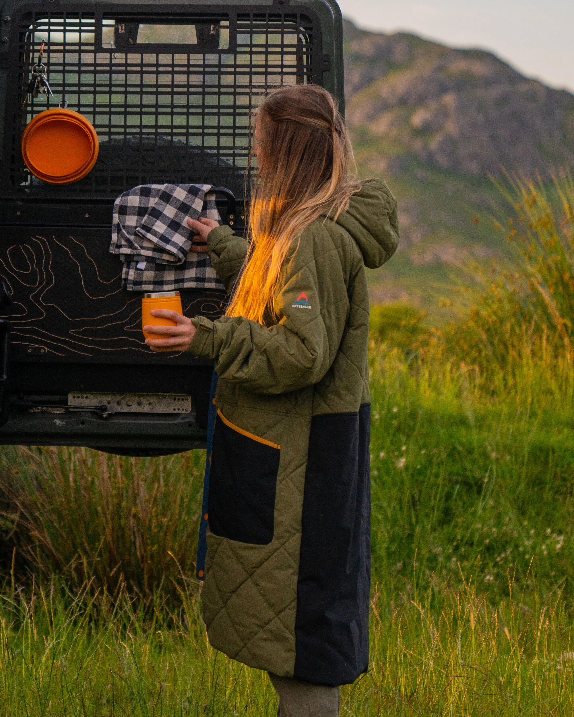 Campscape Fleece Lined Parka - Black/Khaki - Image 3
