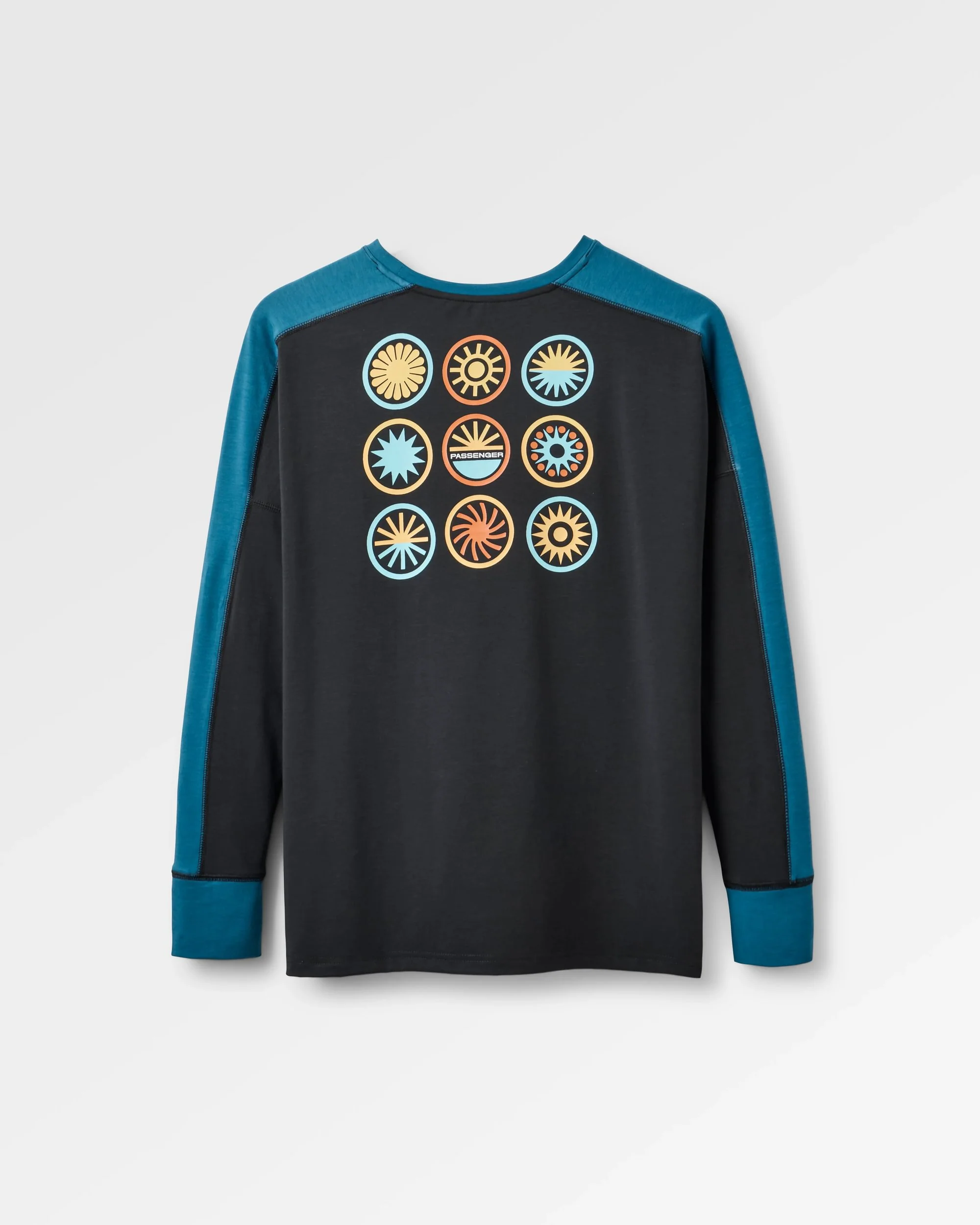 Chase The Light Drirelease® Active LS T-Shirt - Black - Image 2