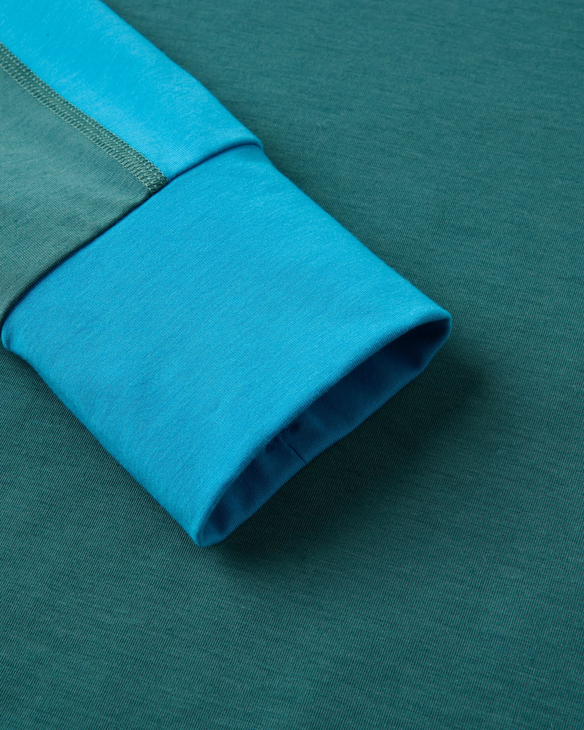 Chase The Light Drirelease® Active LS T-Shirt - Deep Ocean - Image 11