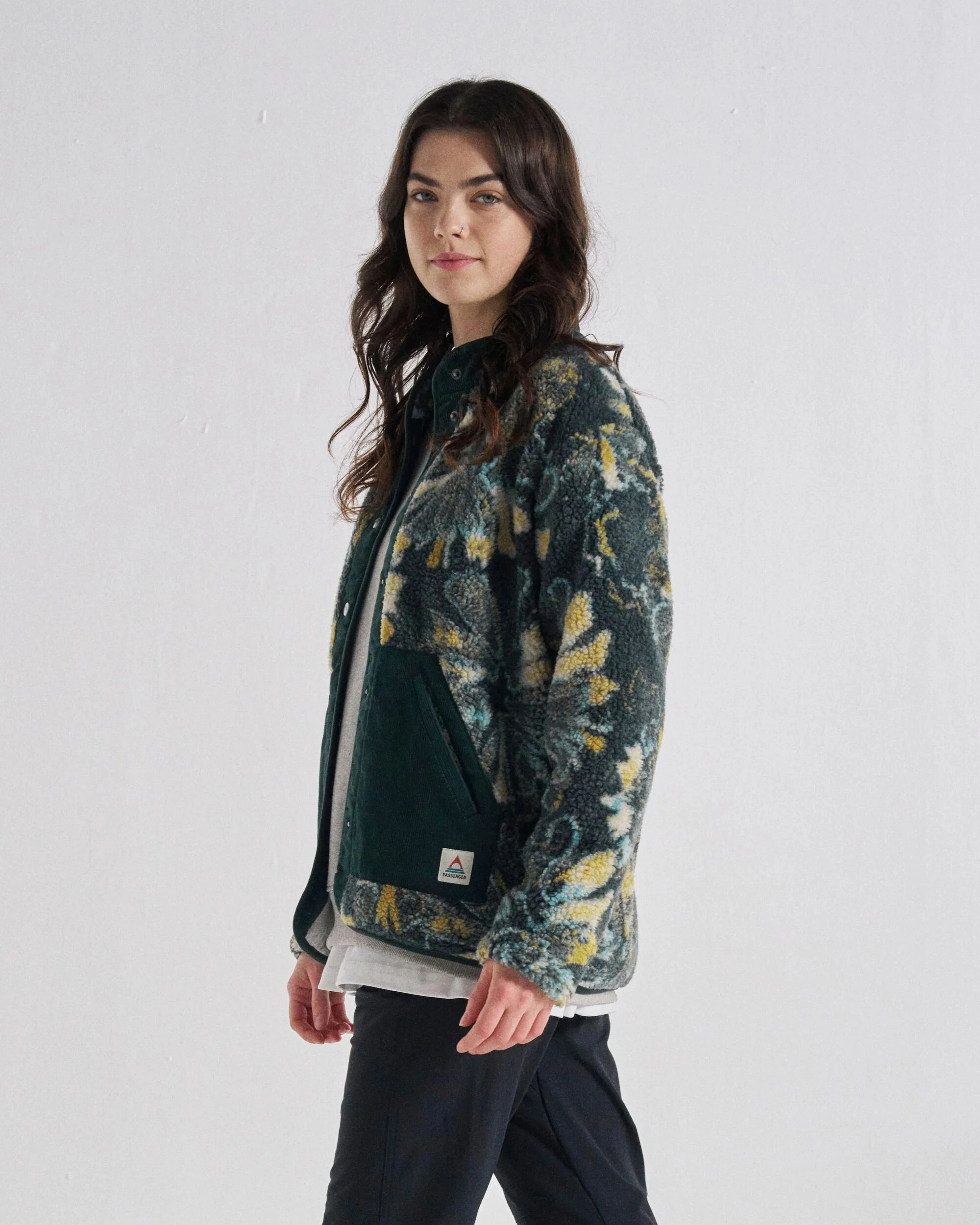 Clover Sherpa Fleece - Frost Dark Fern - Image 6