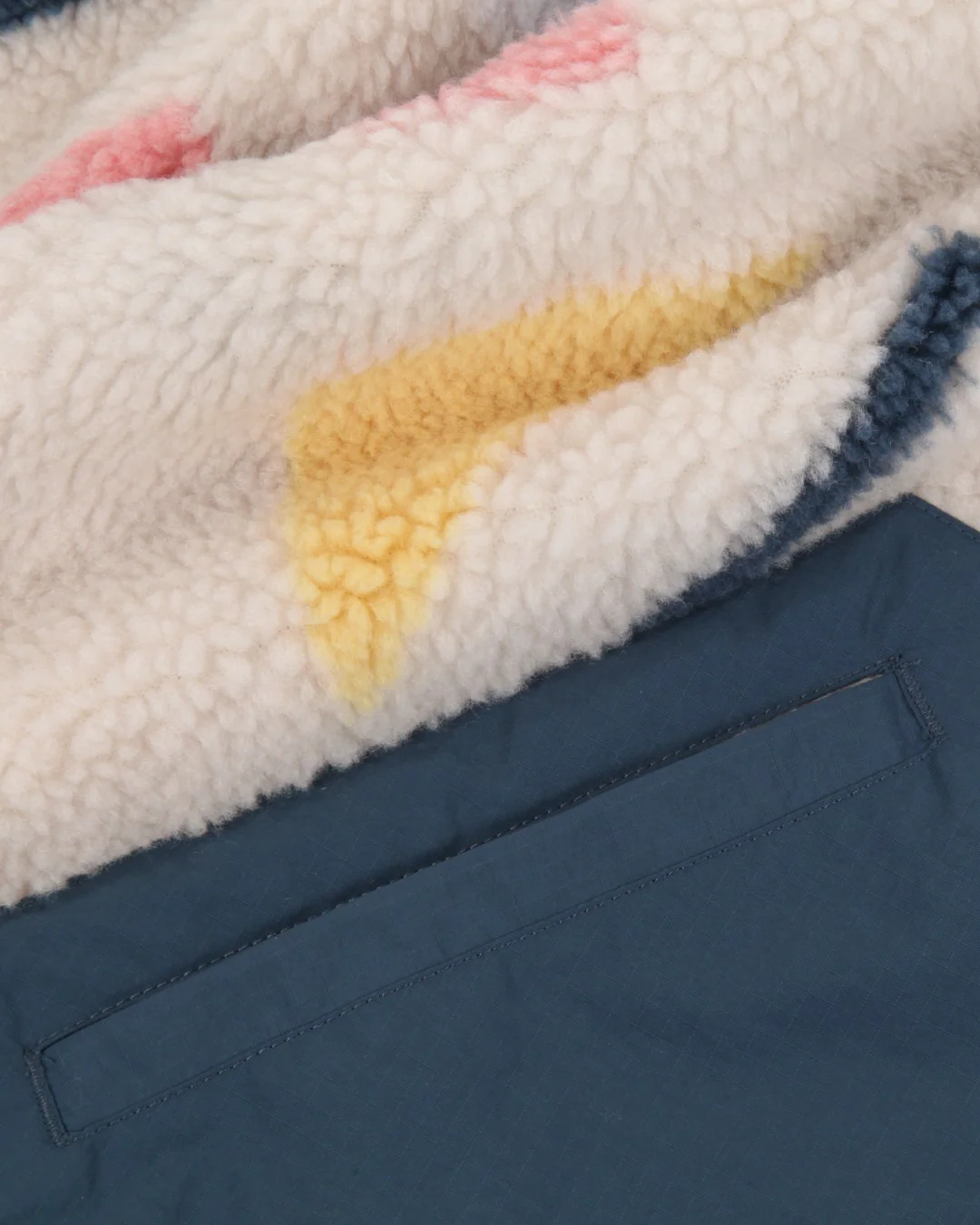 Clover Deep-Pile Sherpa Fleece - Off White Geo - Image 11