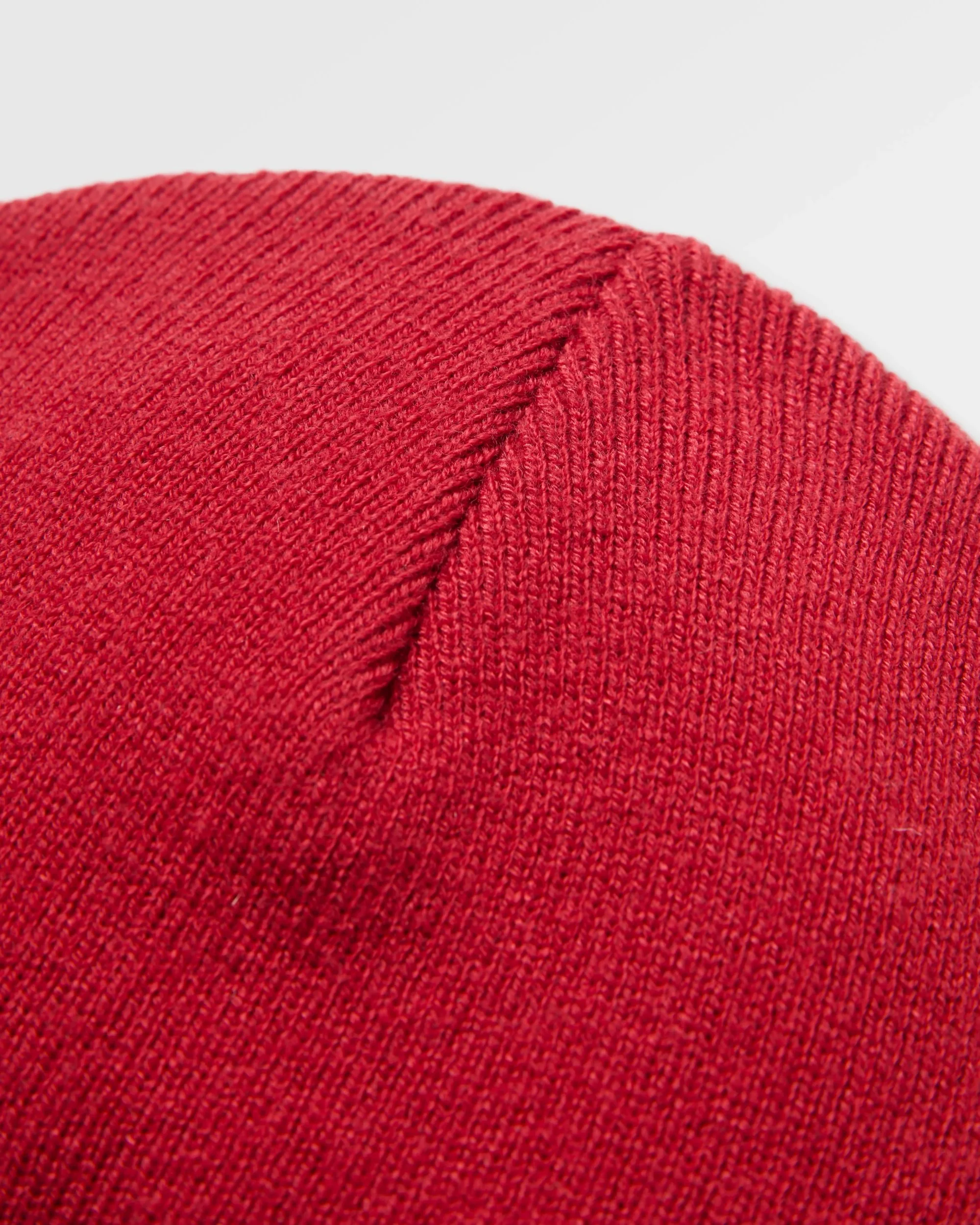Core Low-Top Beanie - Garnet - Image 4