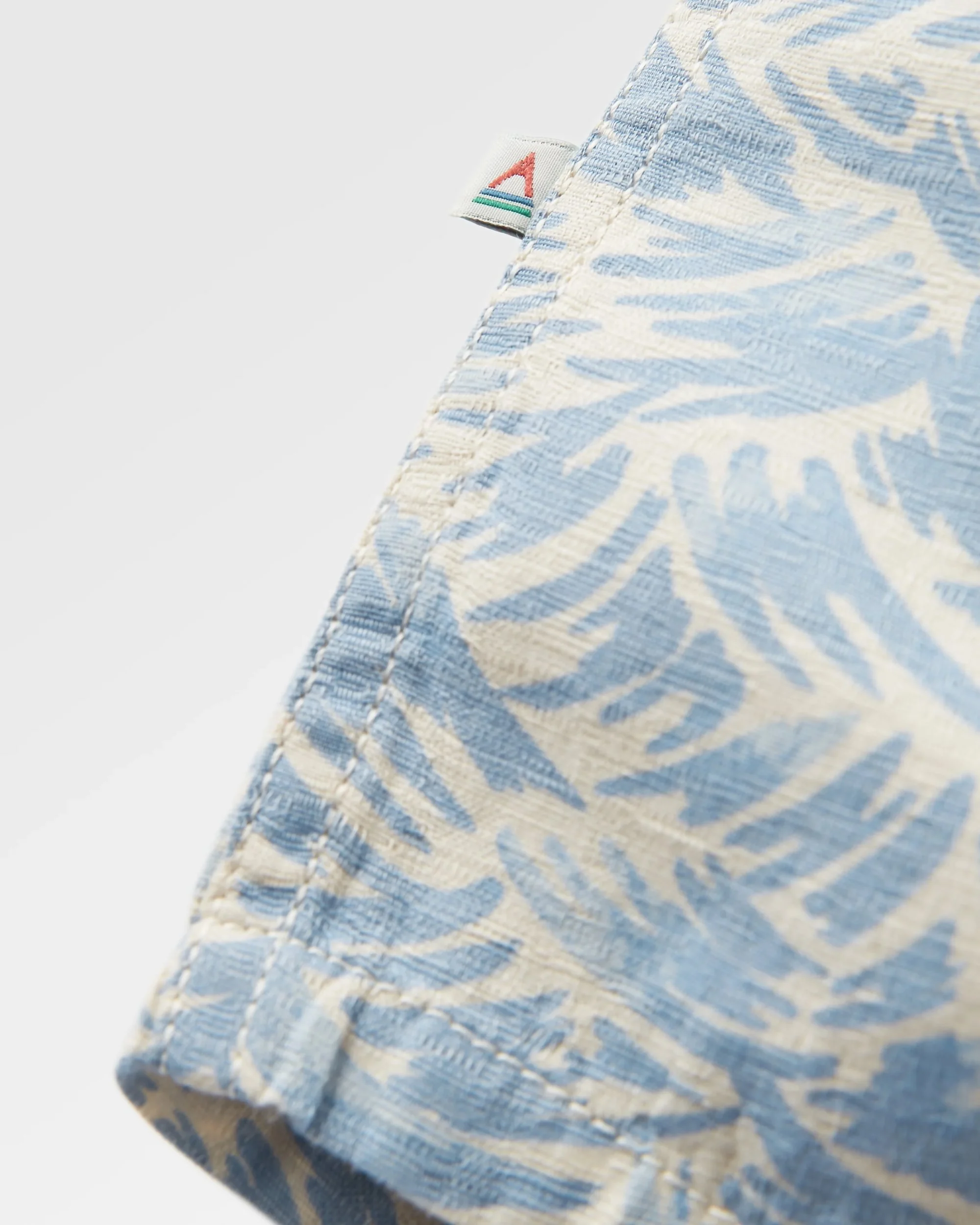 Cove Organic Cotton Textured Shirt - Waves Birch - Image 5