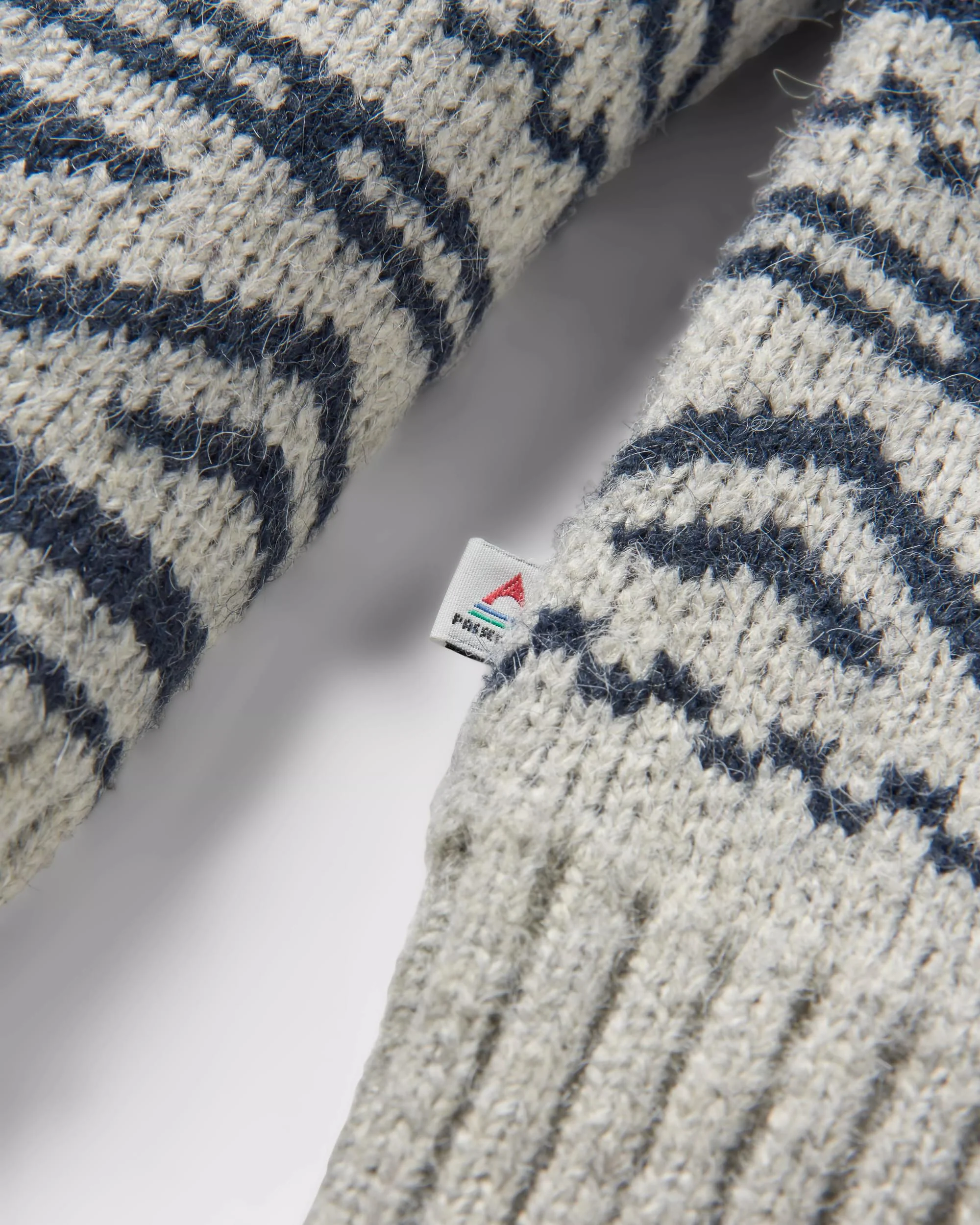 Cutback Fairisle Knitted Jumper - Grey Marl - Image 10