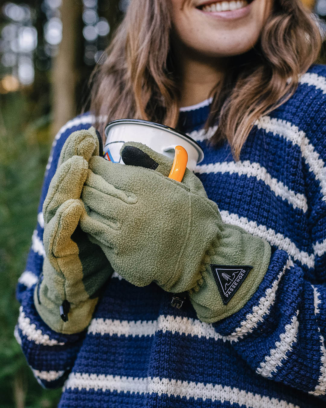 Daytrip Polar Fleece Touch Screen Gloves - Khaki - Image 4