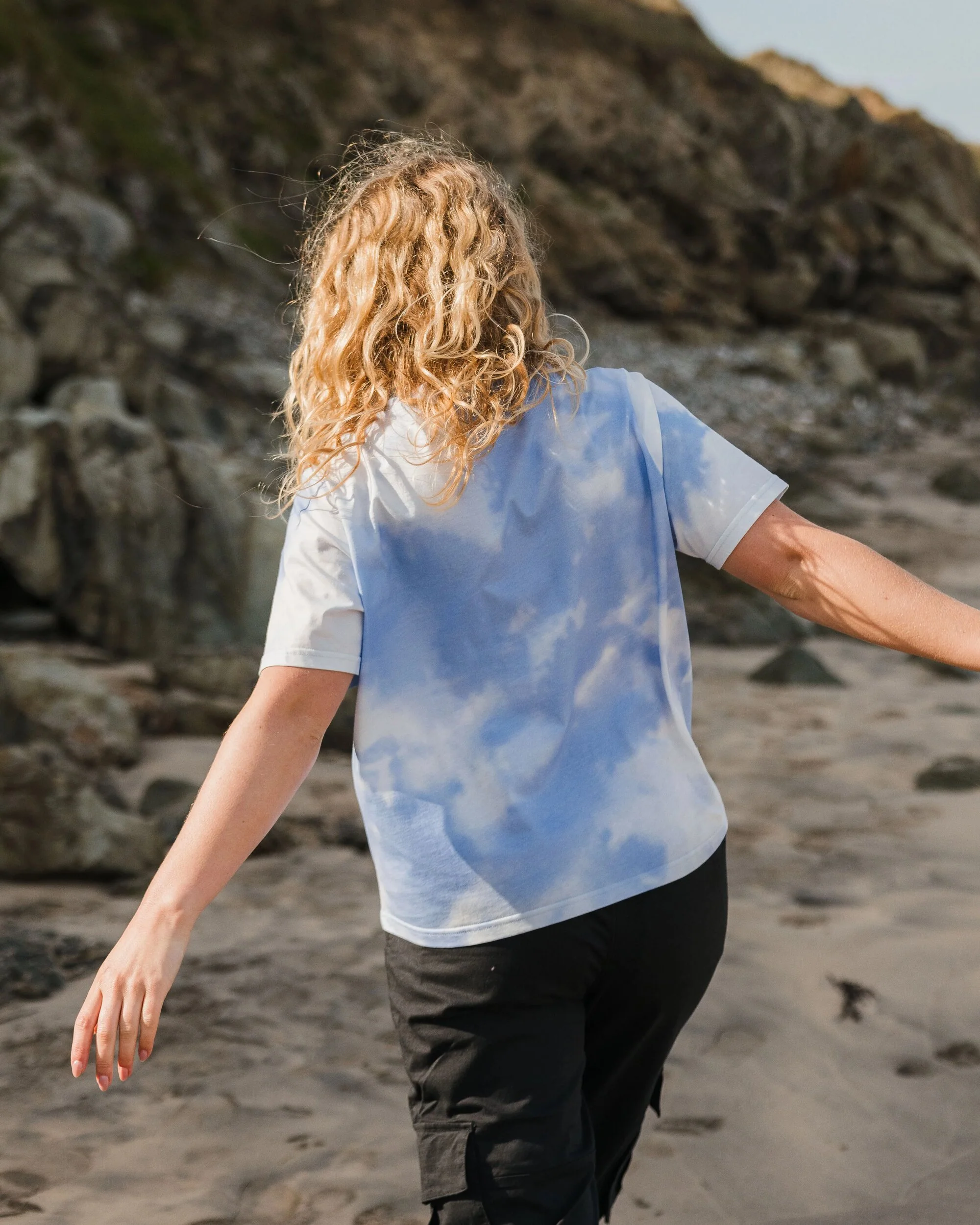 Discovery Organic Cotton T-Shirt - Tie Dye Cornflower - Image 3