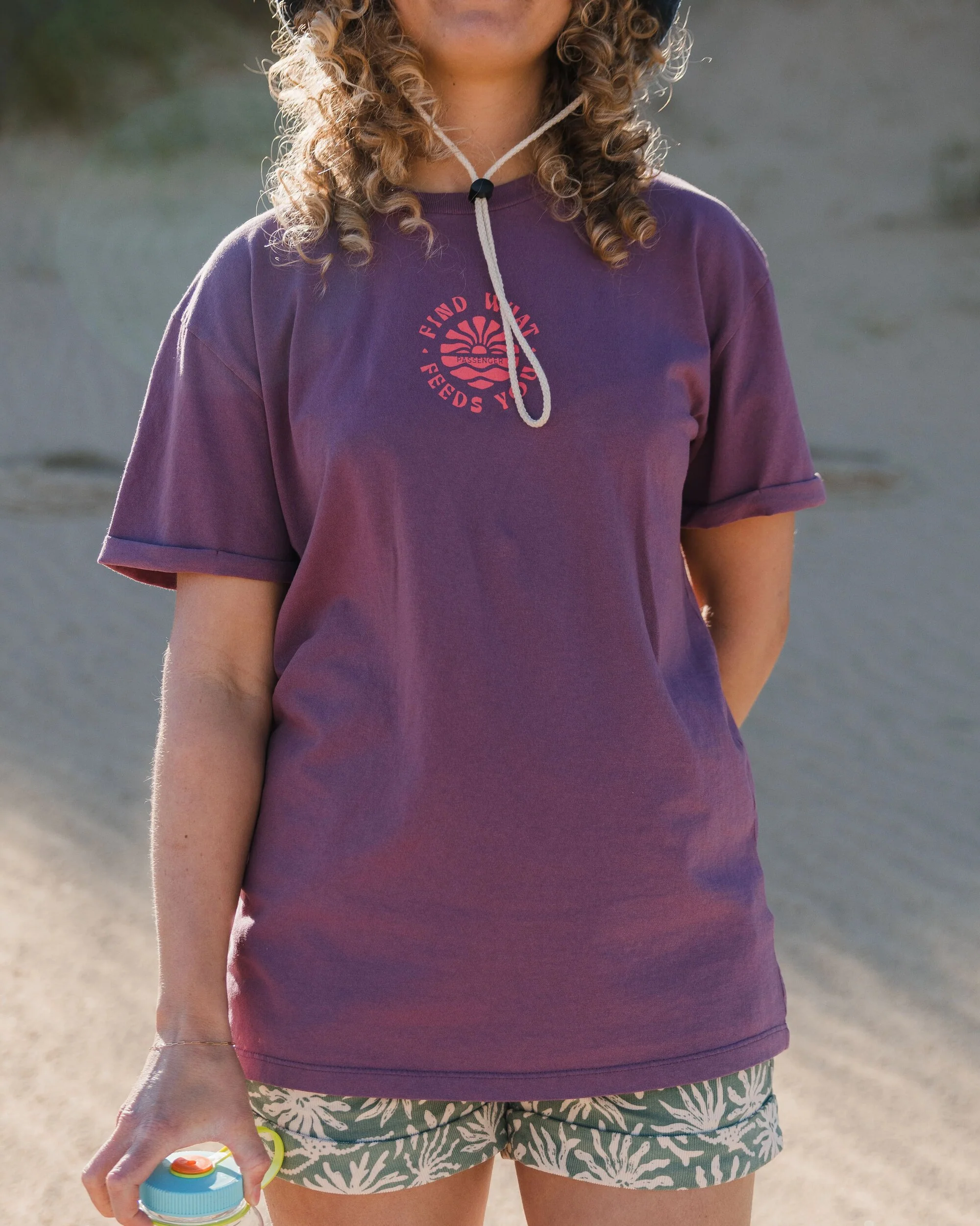 Discovery Rolled Sleeve T-Shirt - Berry - Image 4