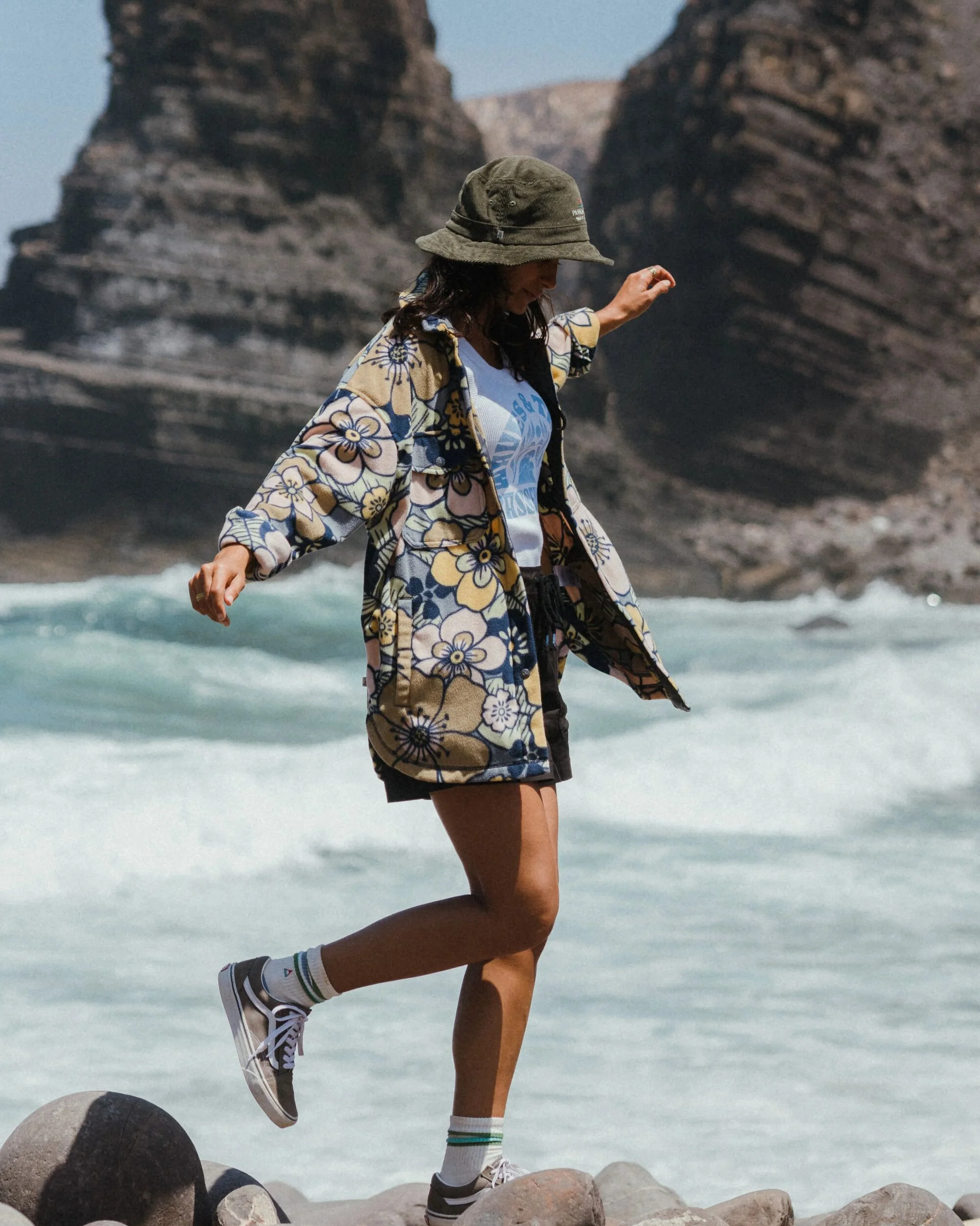 East Polar Fleece Shirt - Vintage Floral Sunlight - Image 5