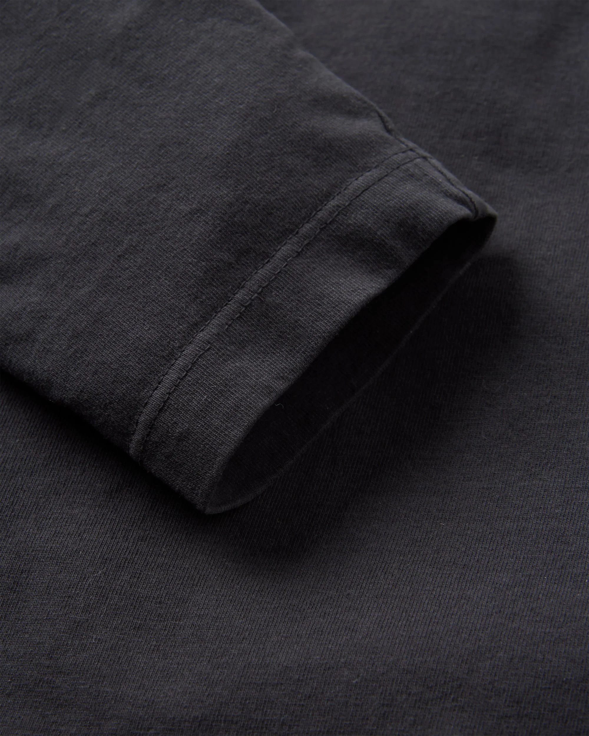 Elbio Relaxed Fit LS T-Shirt - Black - Image 5