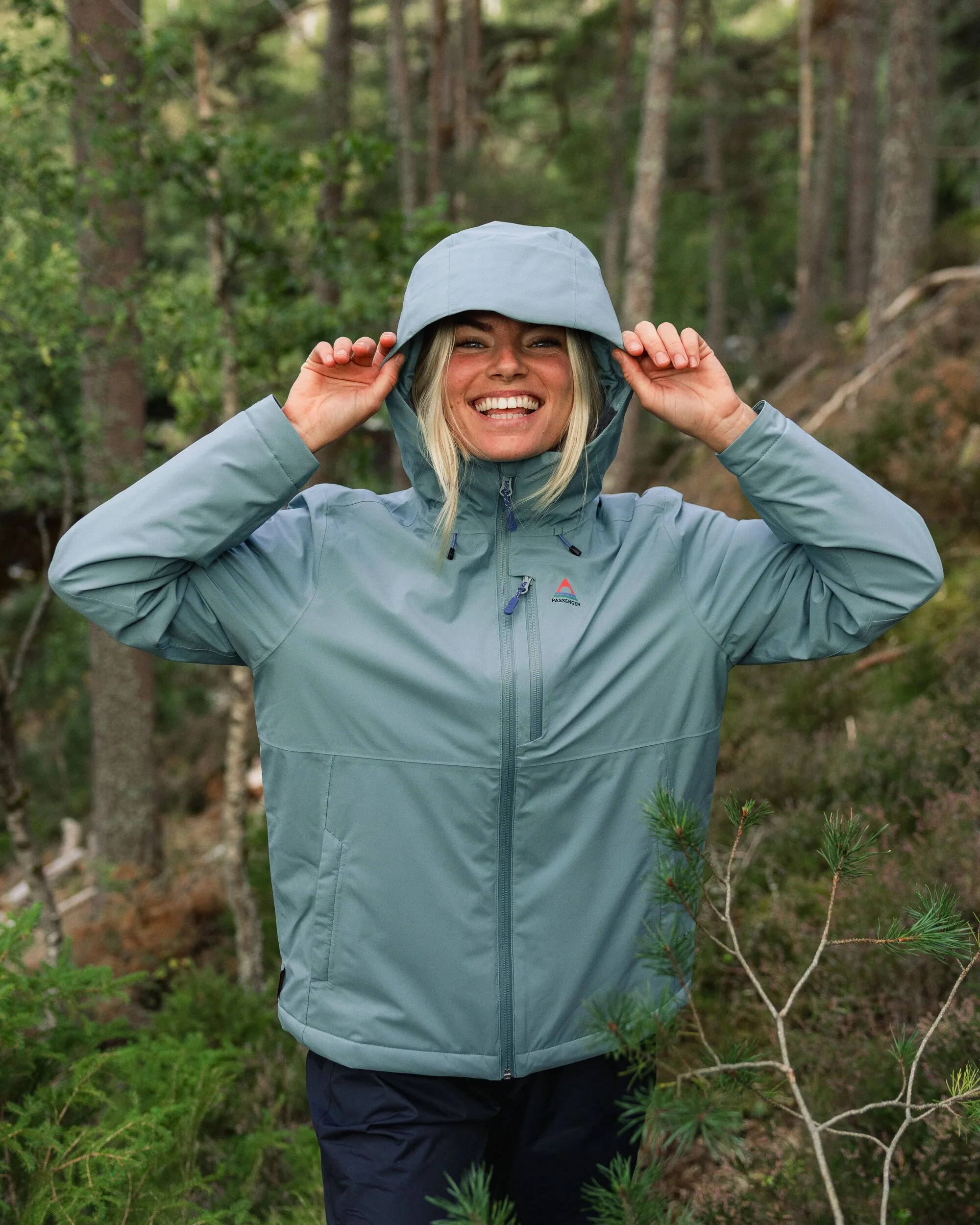 Elevate Insulated Waterproof Jacket - Arctic - Image 3