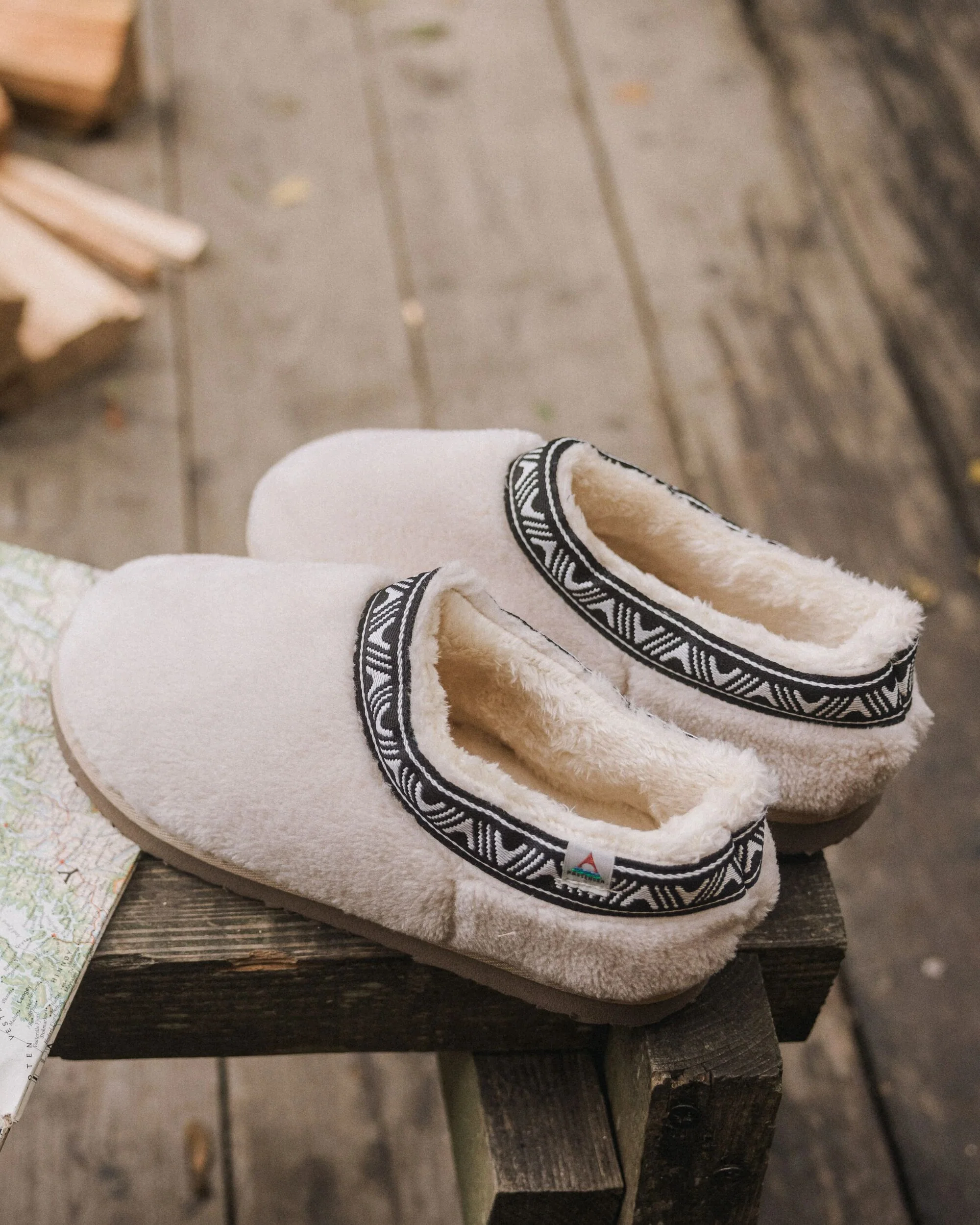 Ember Sherpa Fleece Slipper - Birch - Image 3
