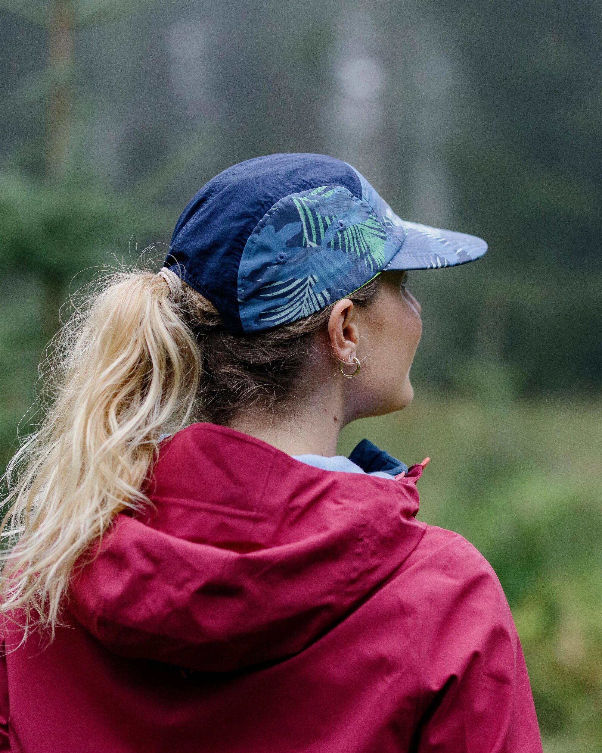 Emerge 5 Panel Trail Cap - Palm Camo Moonlight - Image 3