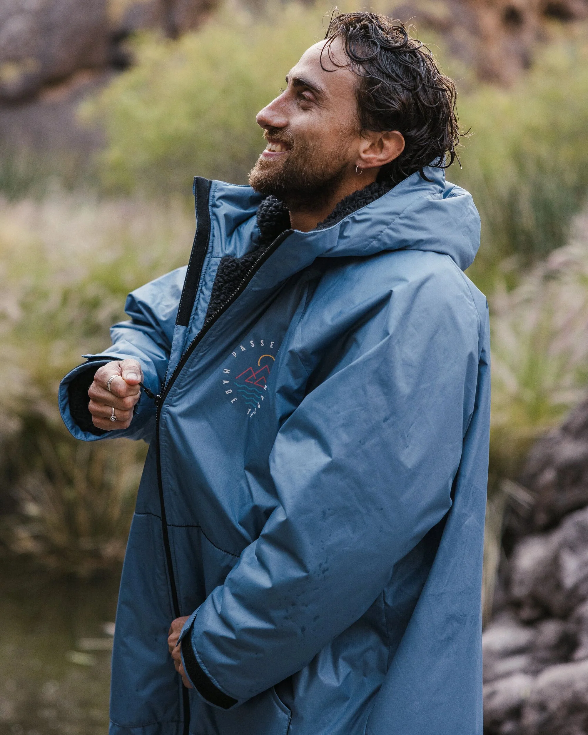Escapism Sherpa Lined Changing Robe - Moonlight Blue - Image 4