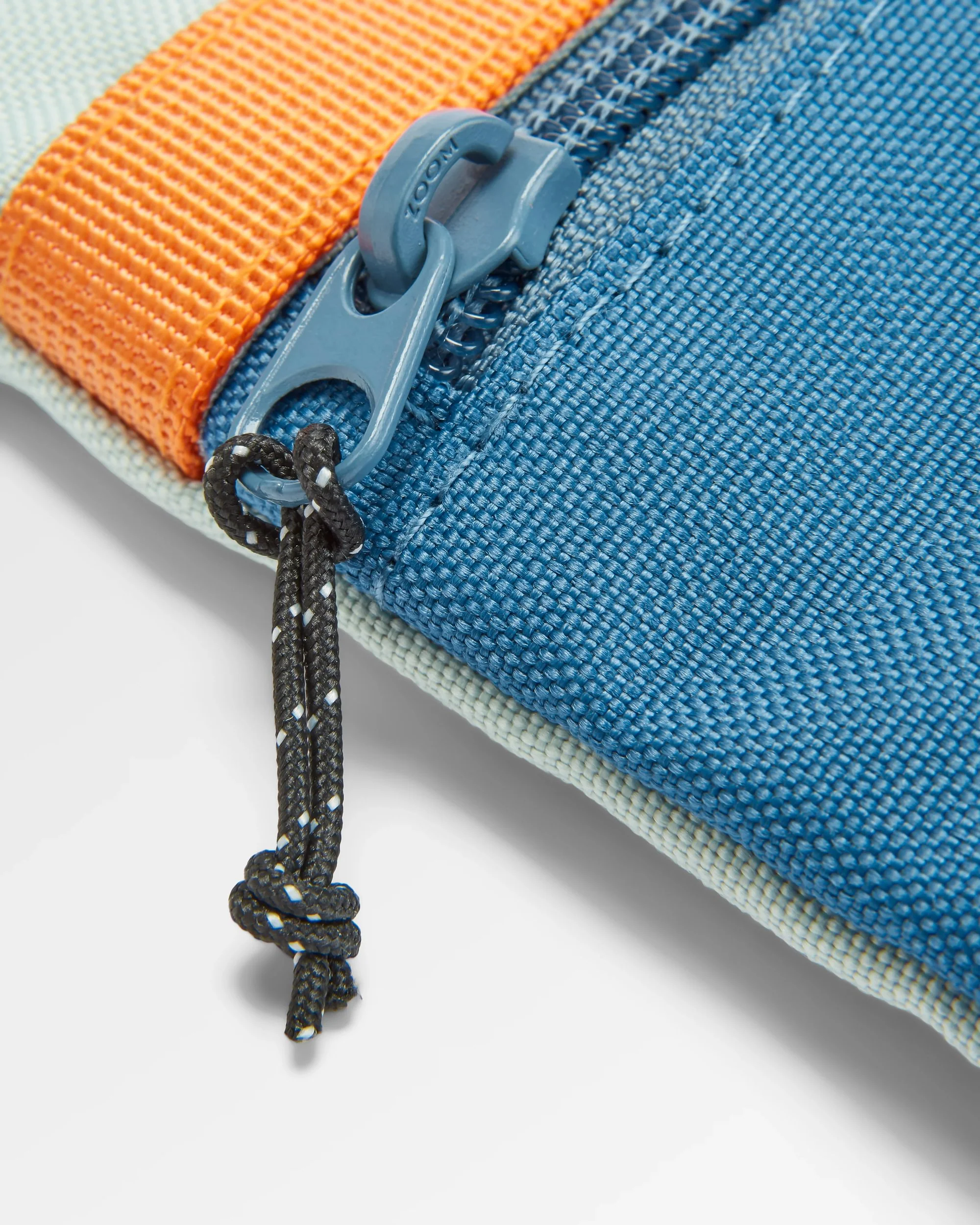 Essentials Pouch - Rich Navy/Surf Spray/Moonlight Blue - Image 5