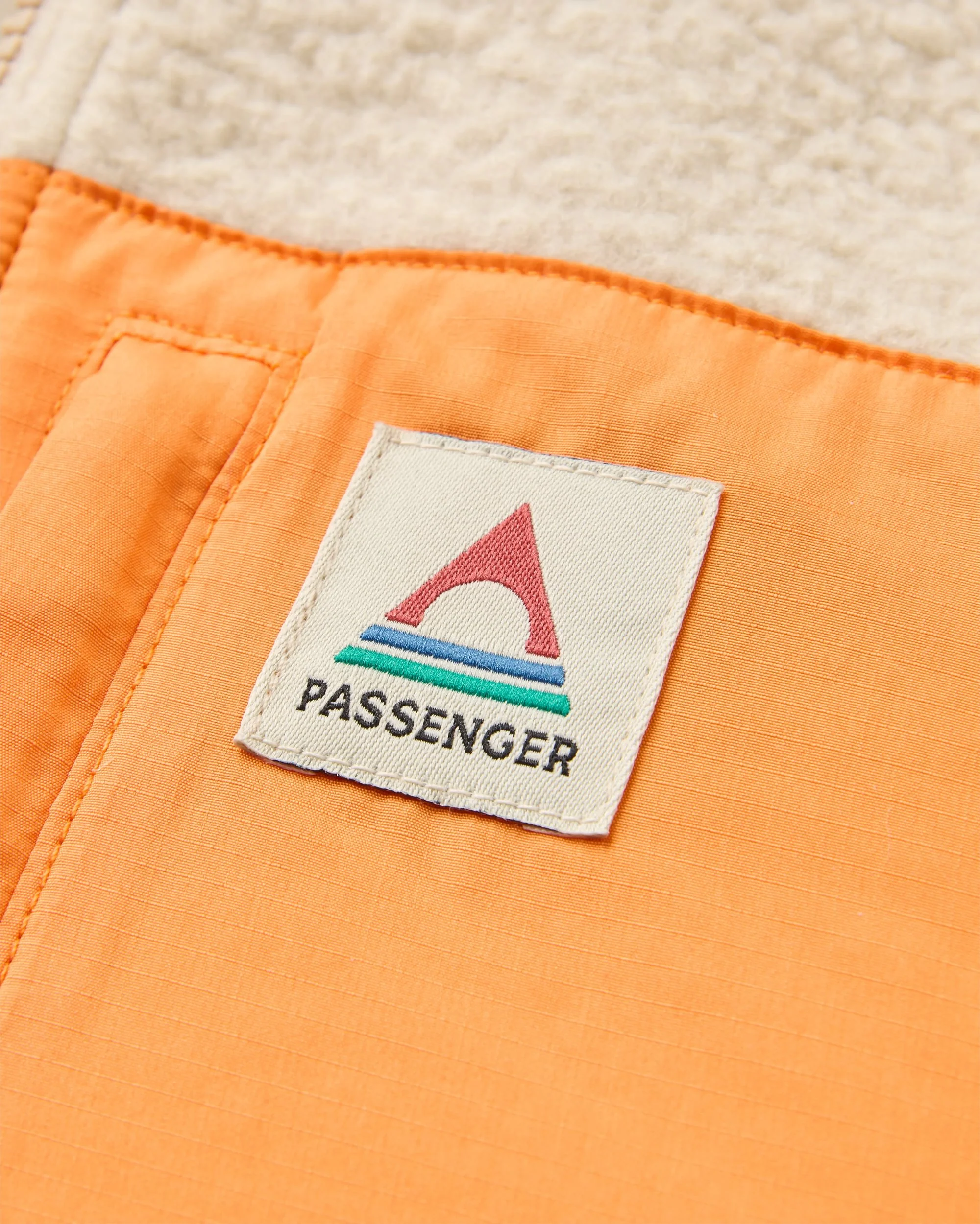Fairbanks Sherpa Gilet - Oatmeal/Orange Peach - Image 3