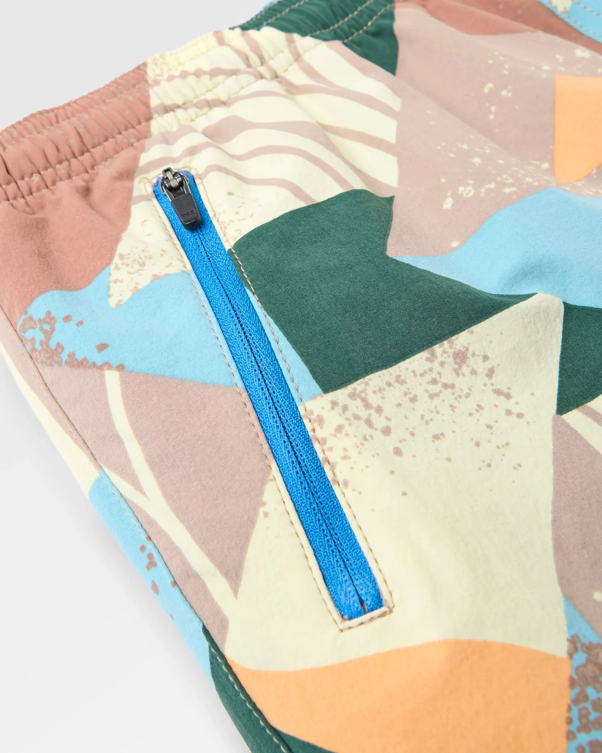 Flaris NetPlus® Longer Line Short - Sun Patch Simply Taupe - Image 3