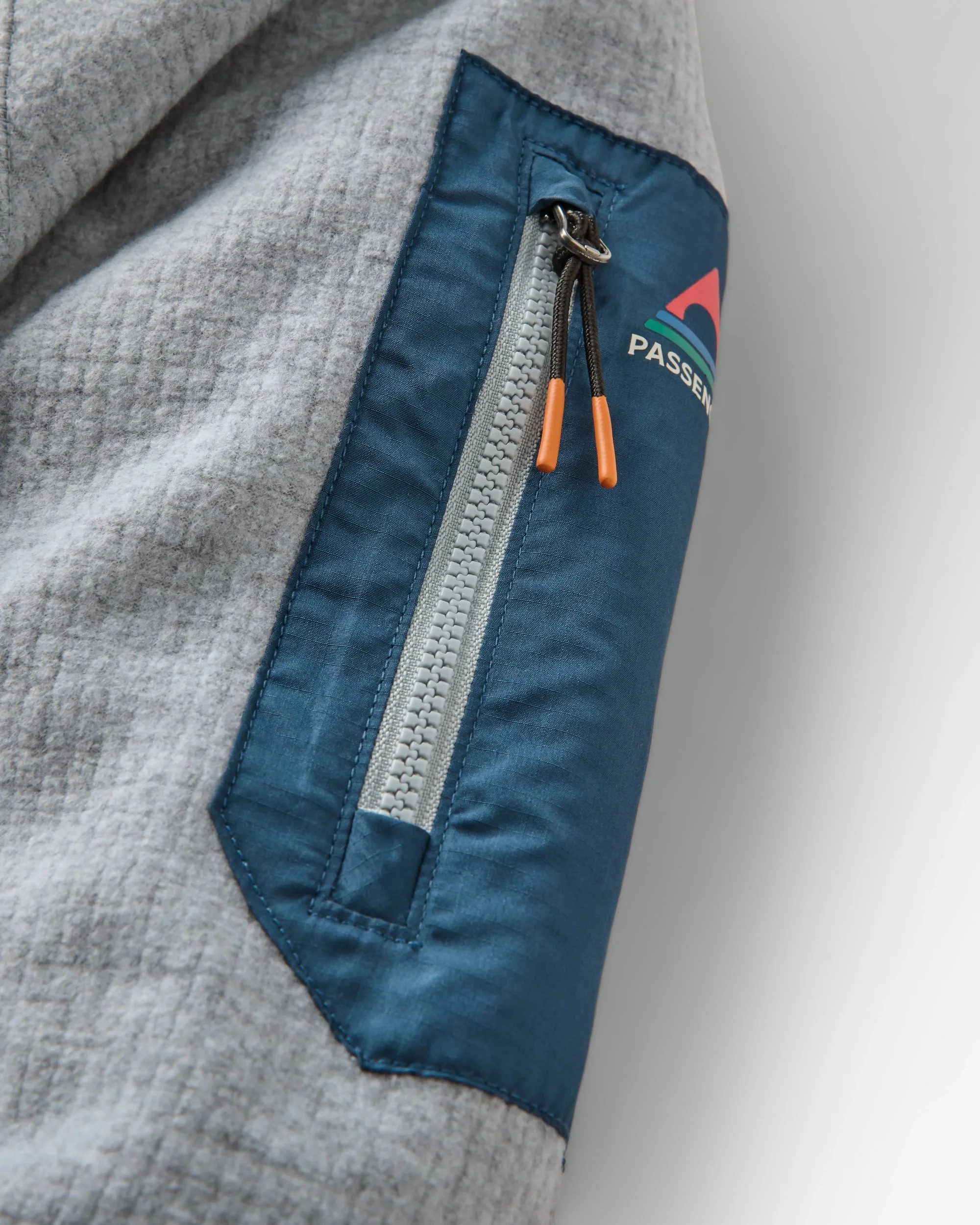 Forestscape Grid Fleece Hoodie - Grey Marl - Image 7
