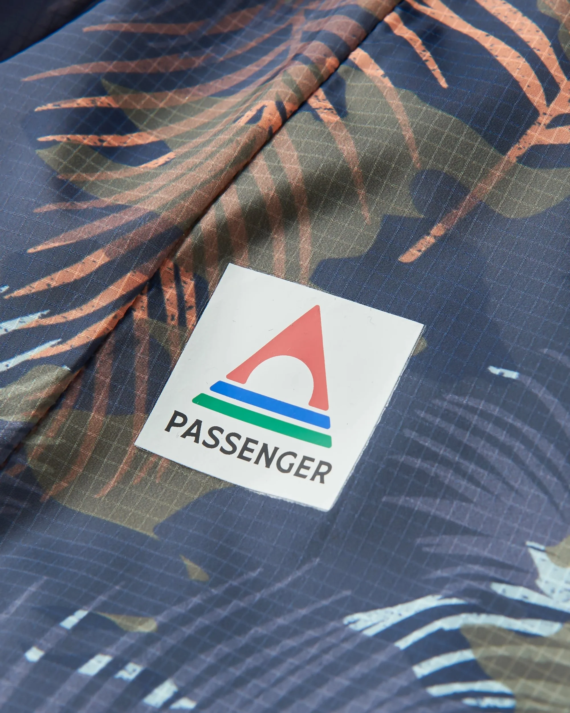 Gusto Windshell Anorak - Palm Camo Apricot - Image 8