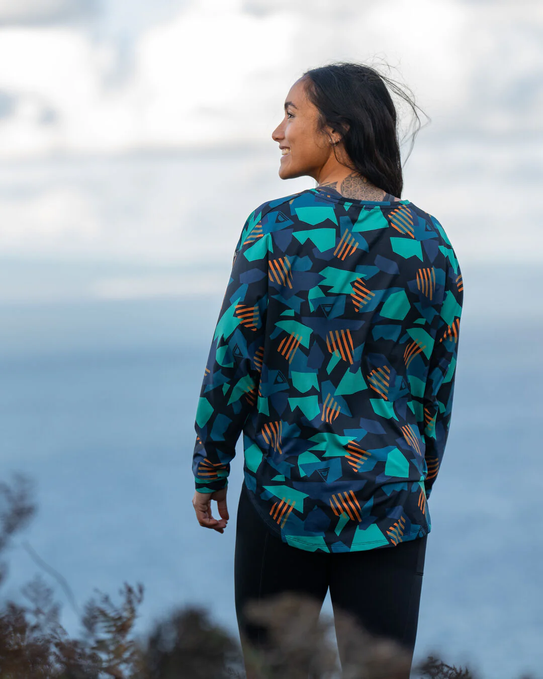 Hatha Active Top - Deep Navy Camo - Image 2