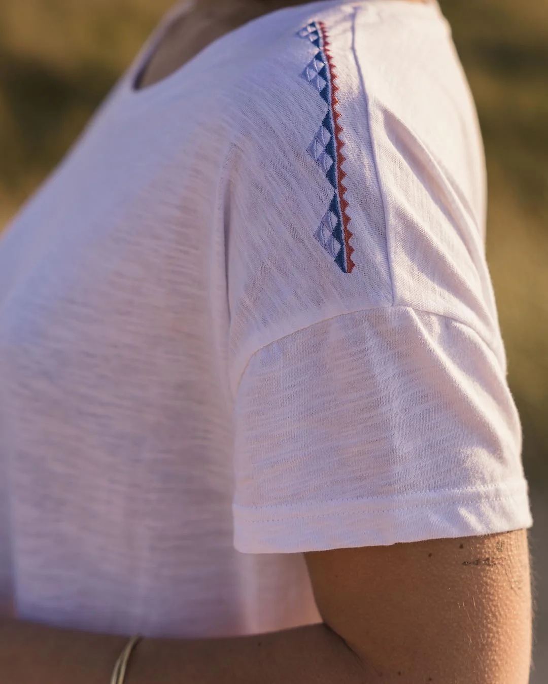 Henna Tassel T-Shirt - White - Image 5