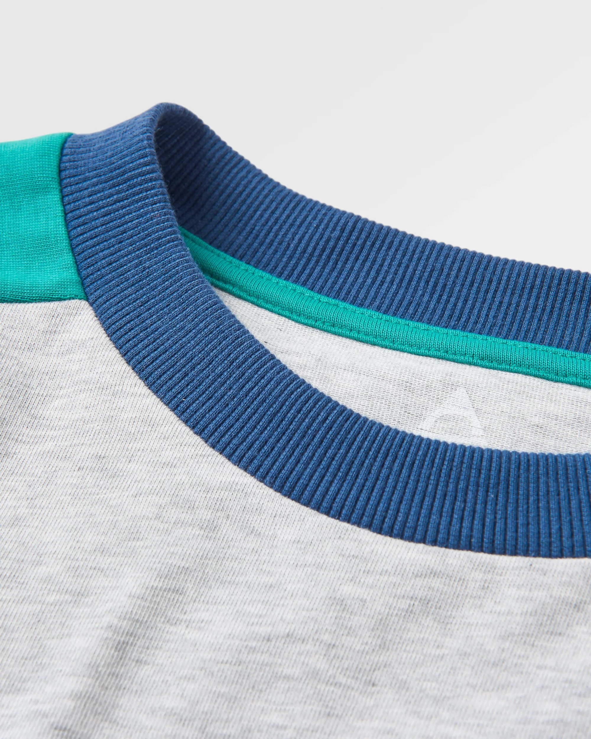 Hilltop Organic Cotton LS T-Shirt - Grey Marl - Image 6
