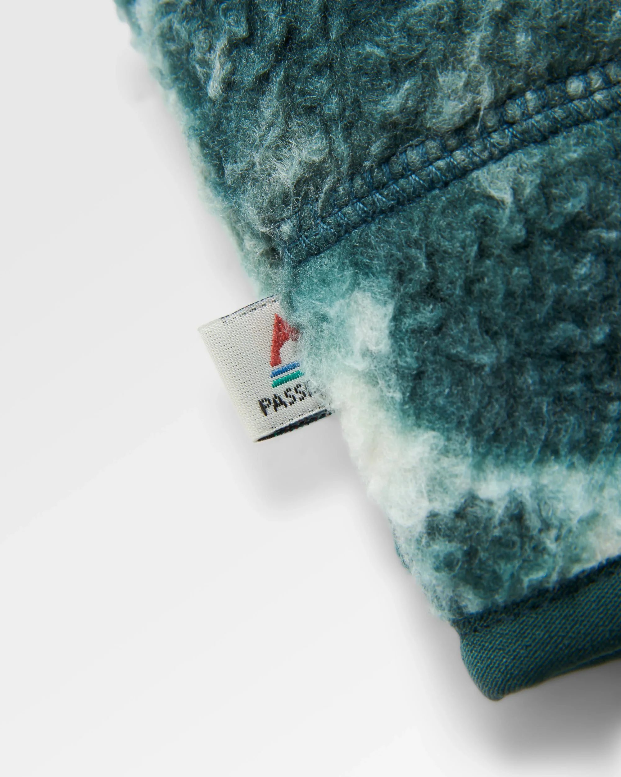Home Sherpa Fleece - Frost Dark Fern - Image 7