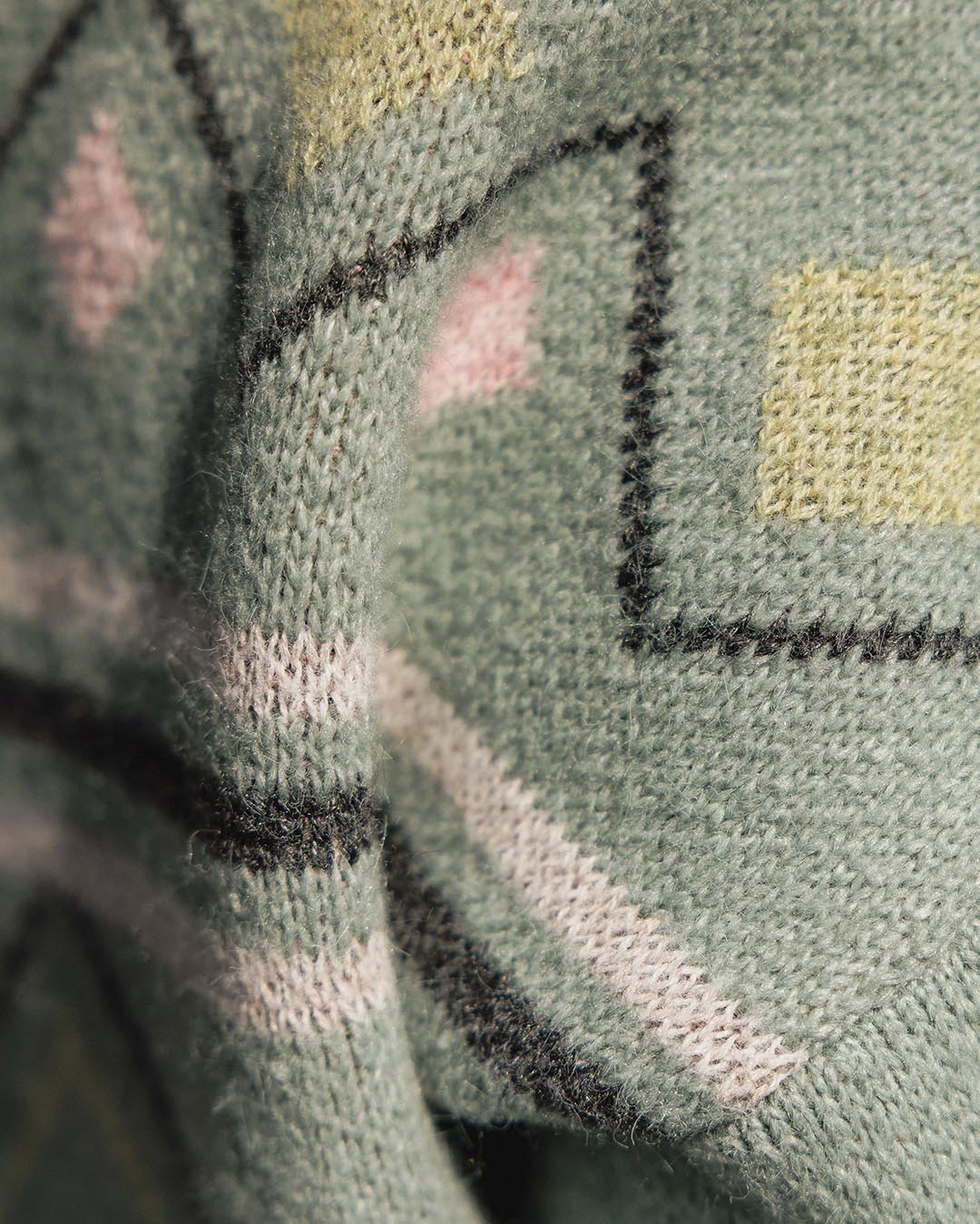 Leif Yarn Cardigan - Pistachio - Image 7