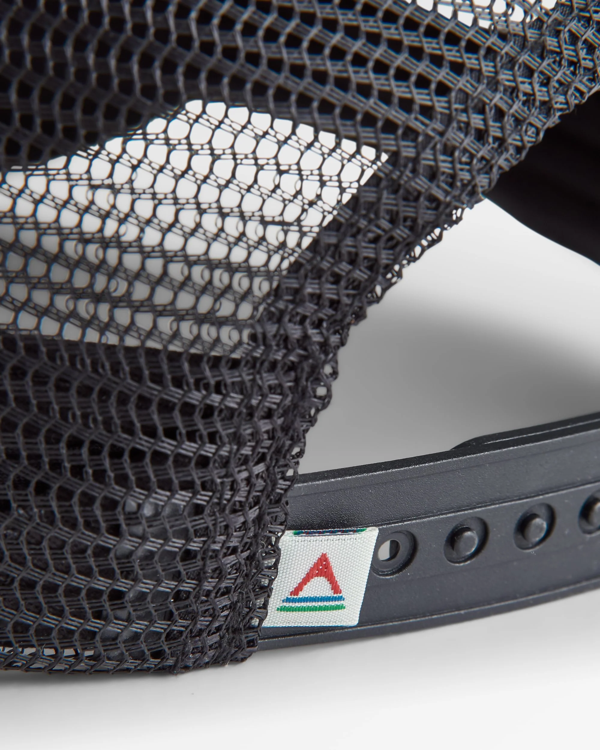 Made To Roam Mesh Snapback Cap - Phantom Black - Image 4