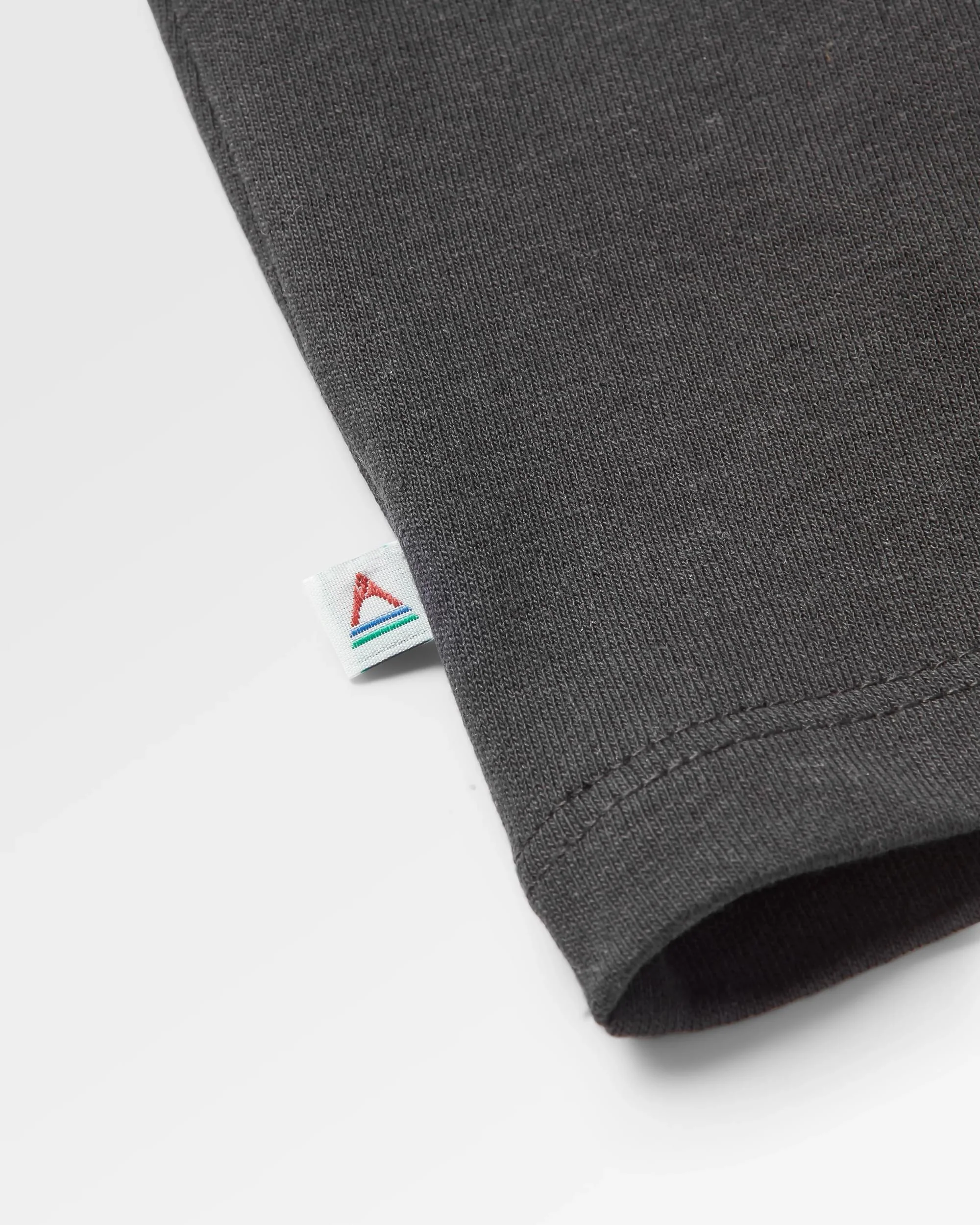 Made To Roam T-Shirt - Black - Image 8