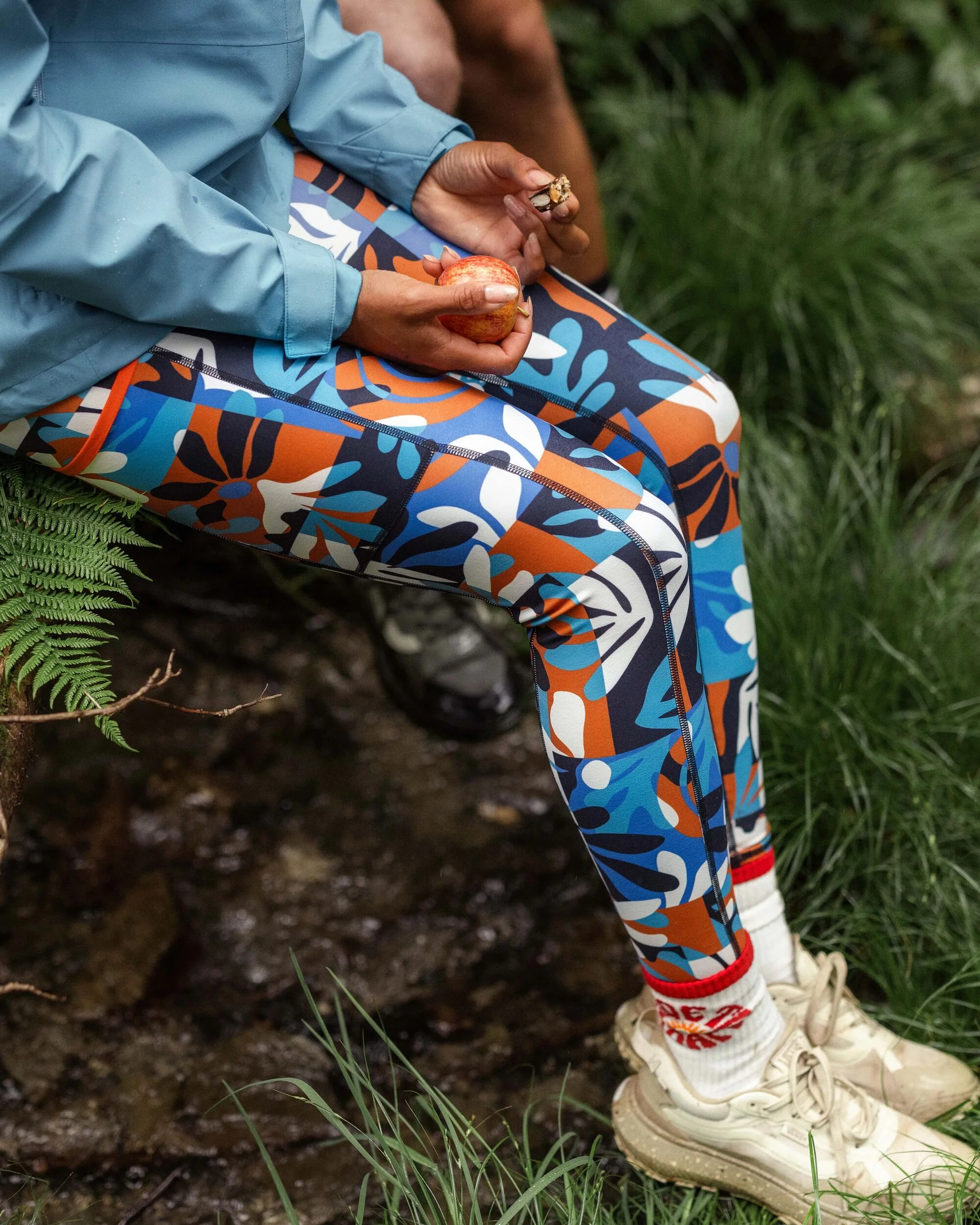 Mantra Active Legging - Mountain Foliage Blue - Image 5