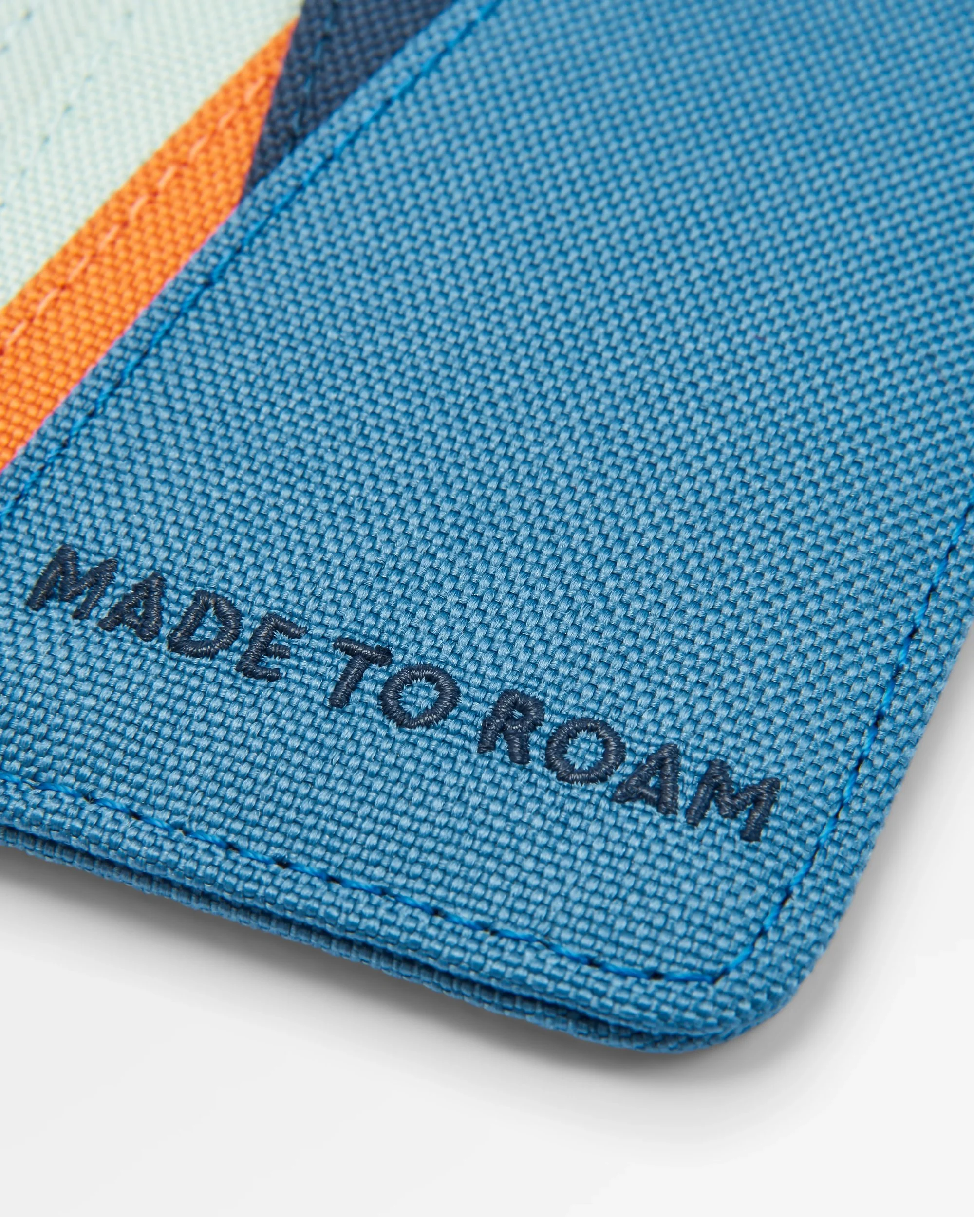 Mountain Card Holder - Rich Navy/Surf Spray/Moonlight Blue - Image 4