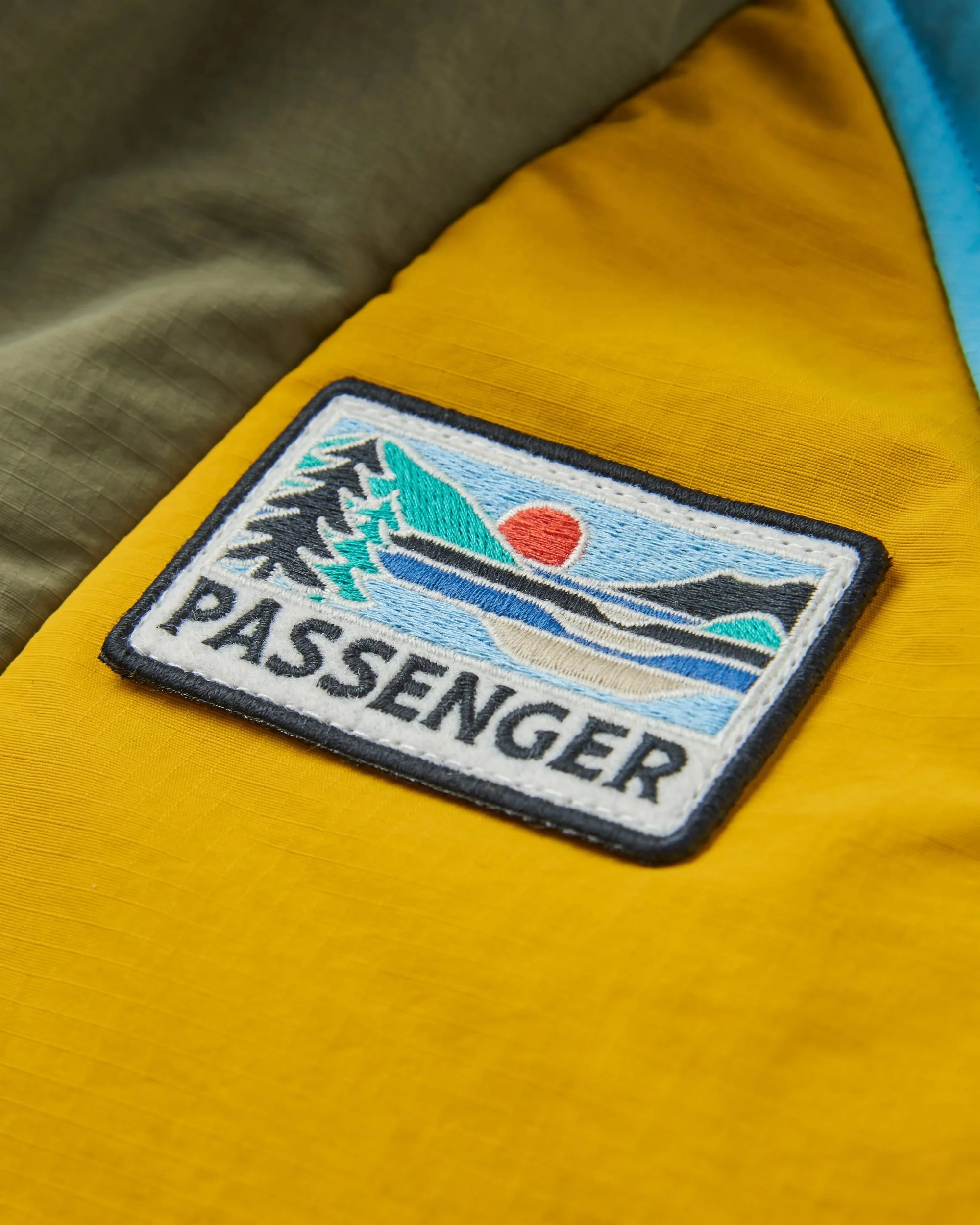 Ocean Insulated Anorak - Dusty Olive/Heritage Yellow - Image 5