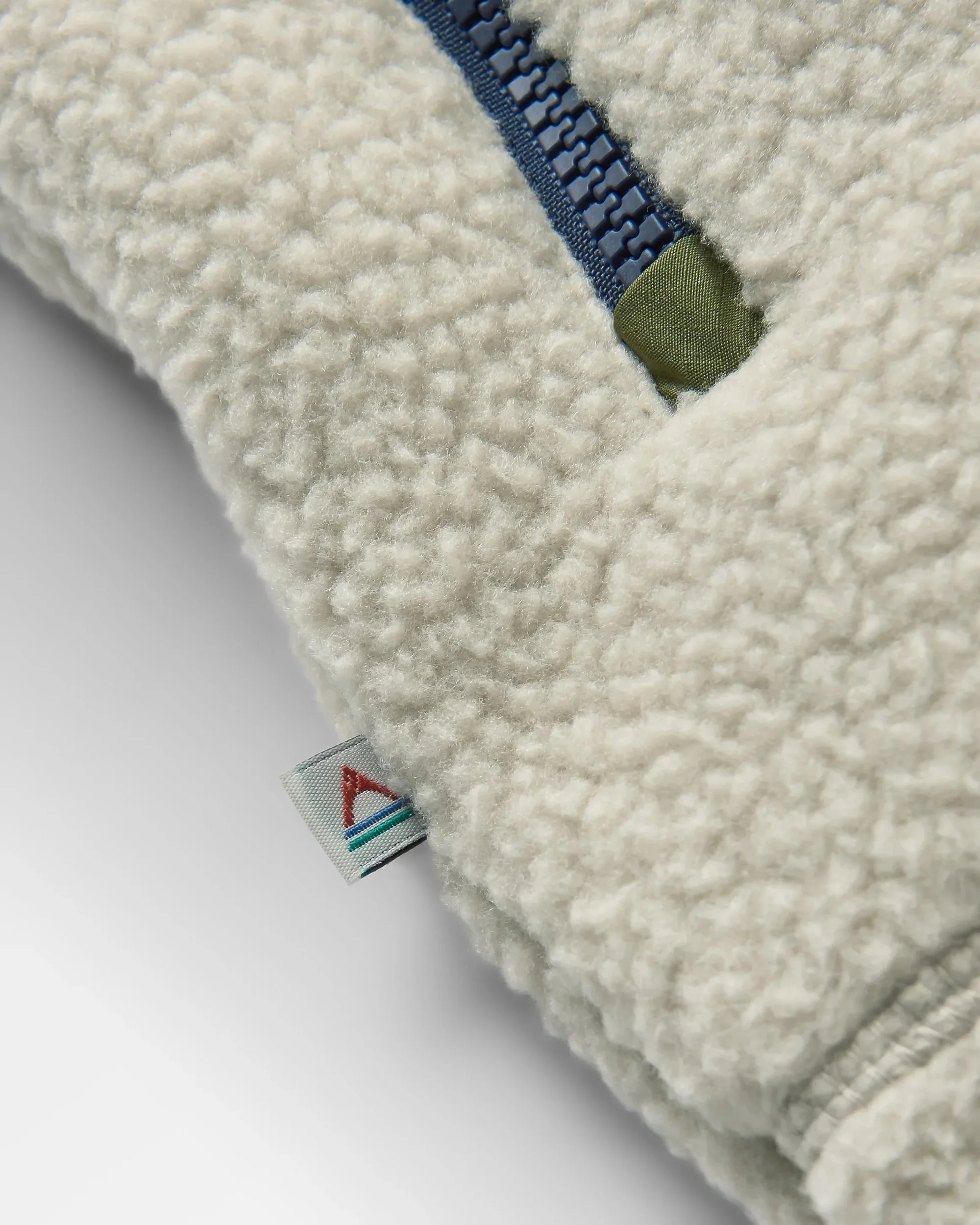 Offgrid Sherpa Fleece Vest - Oatmeal/Khaki - Image 9