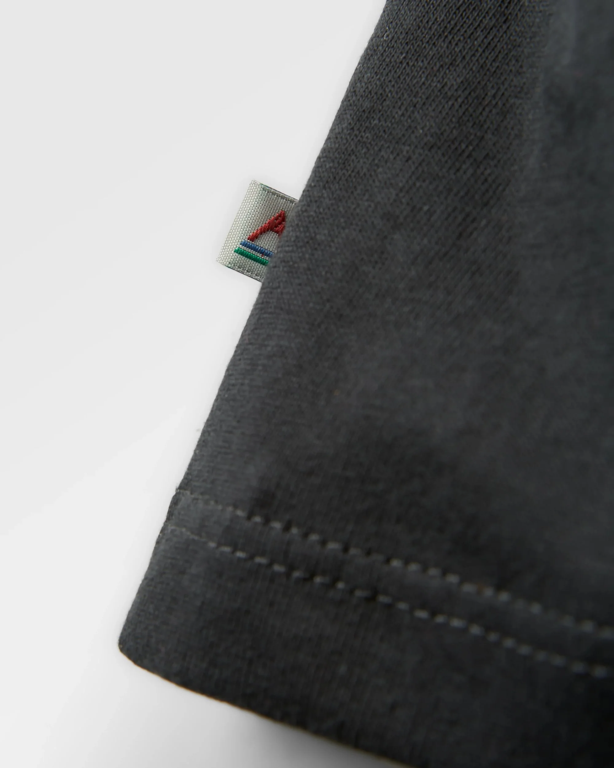 Penida LS T-Shirt - Black - Image 9