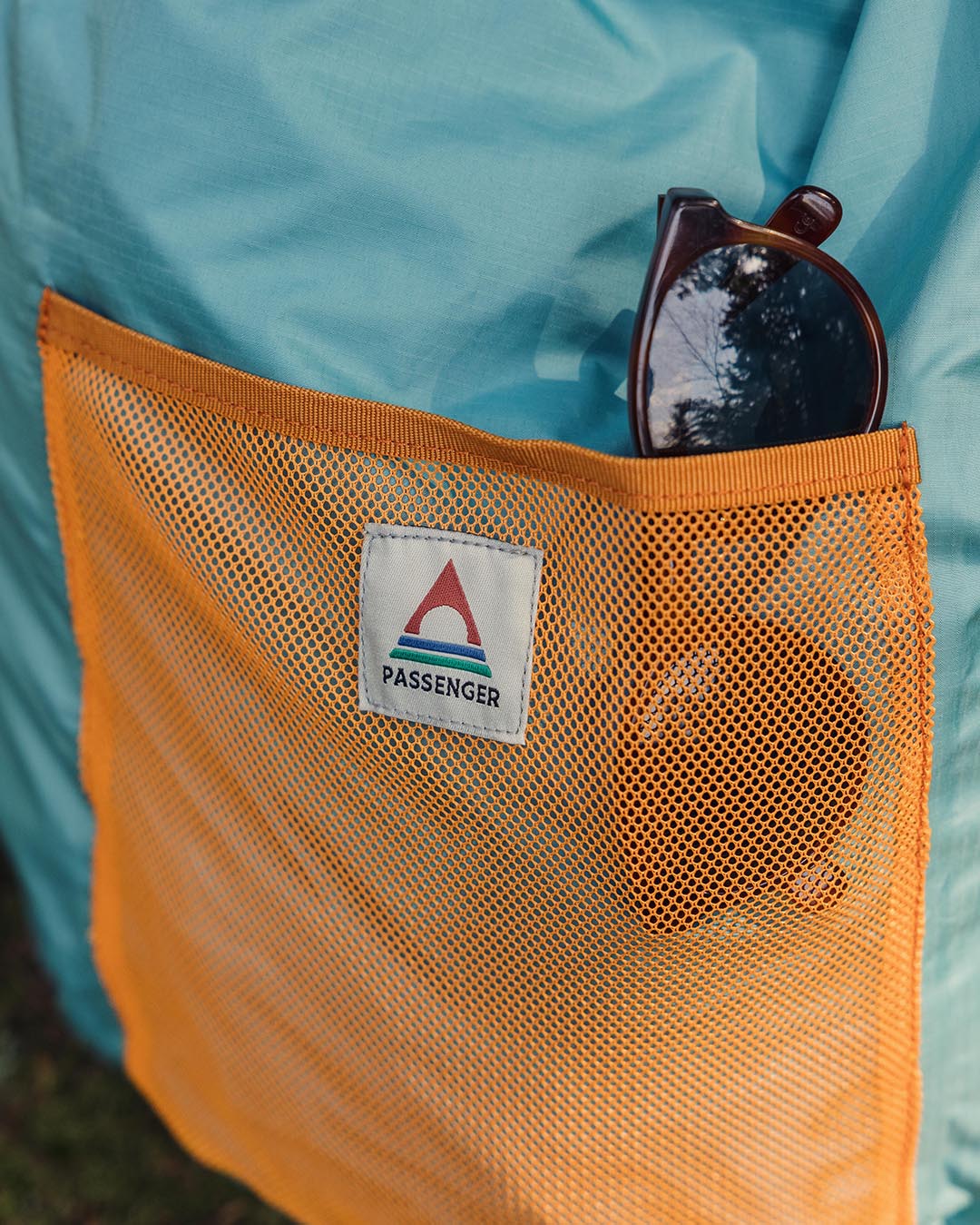 Raft 30L Dry Bag - Porcelain - Image 7